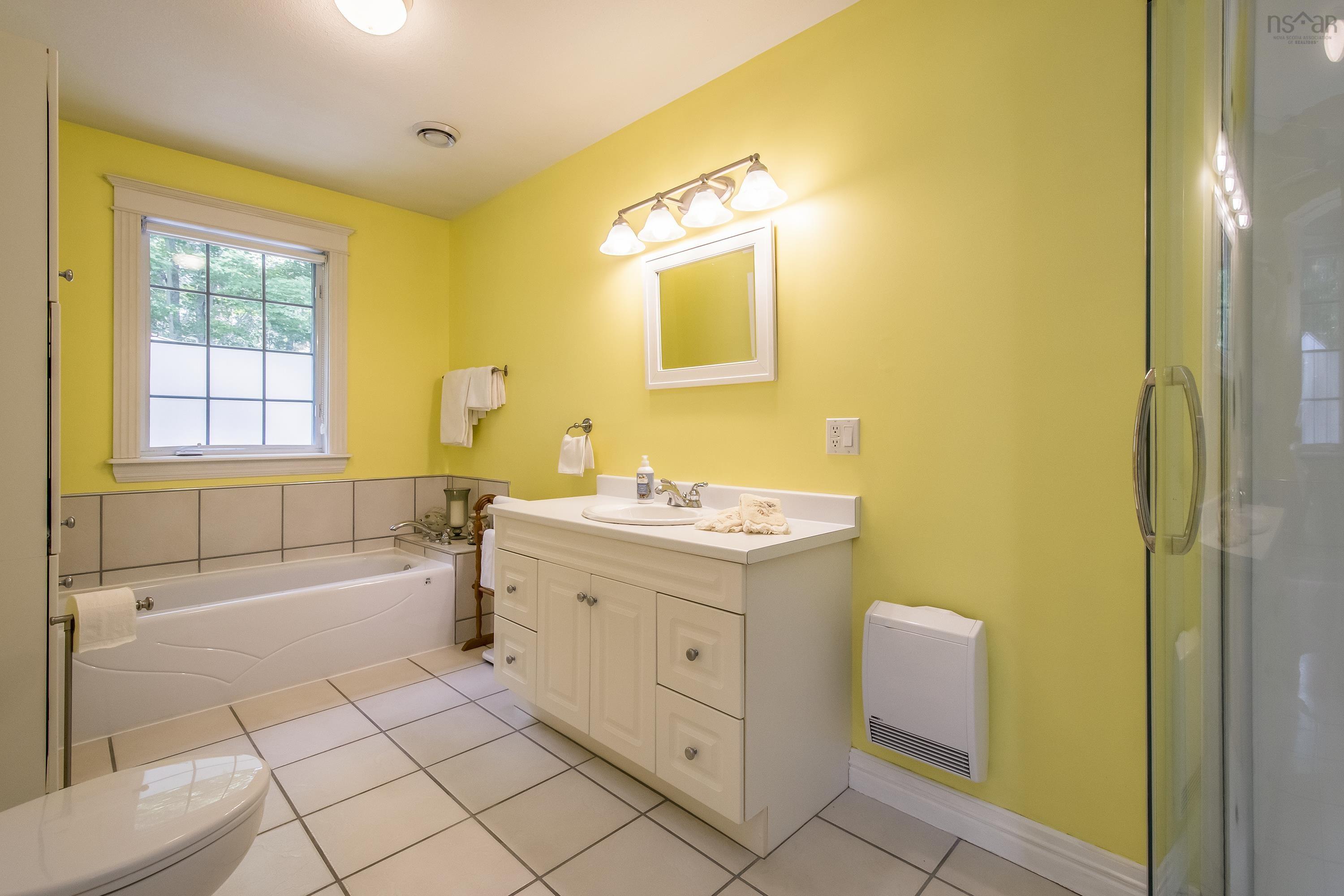 $495,000.00: 4 Robie Avenue, Greenwood