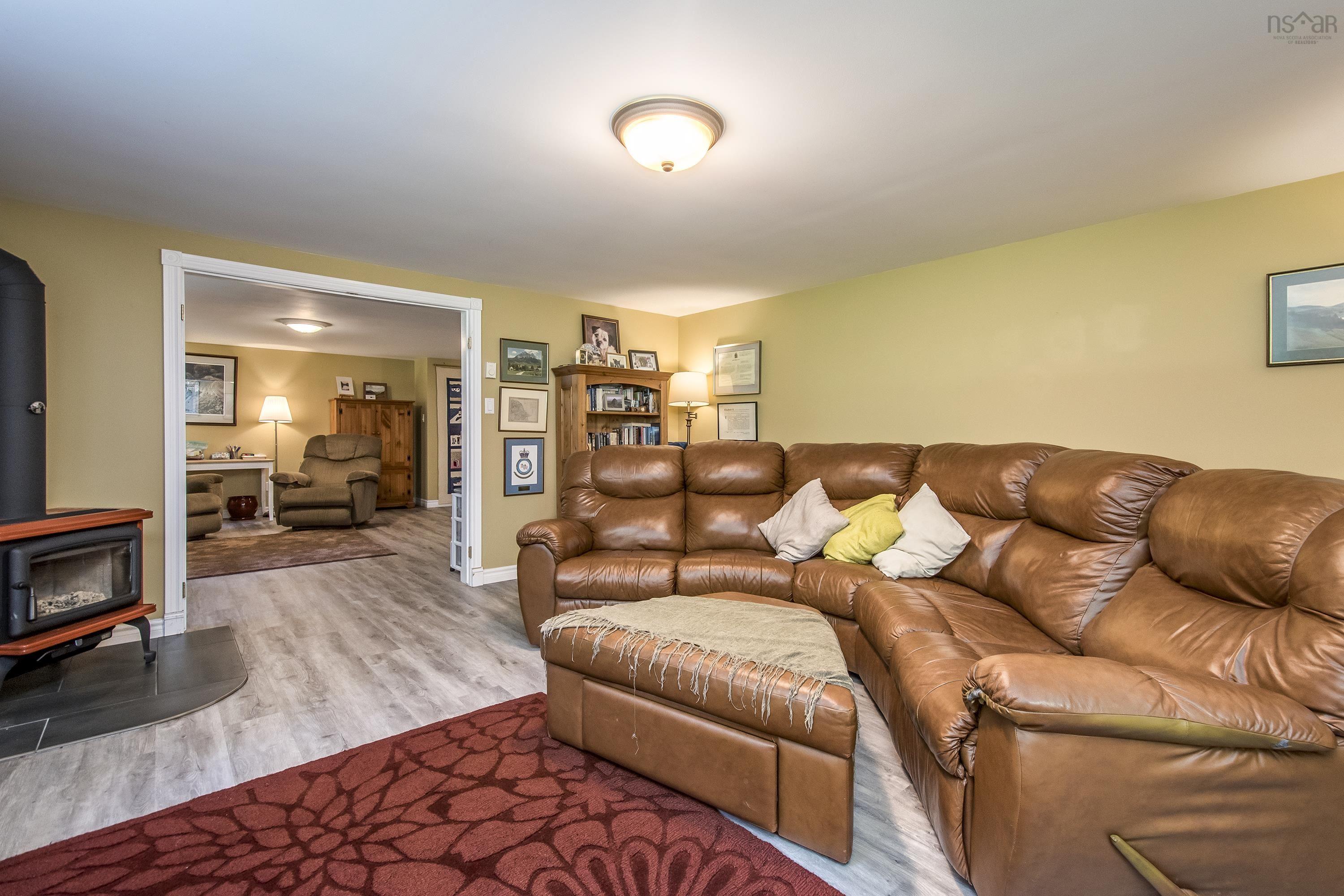 $495,000.00: 4 Robie Avenue, Greenwood