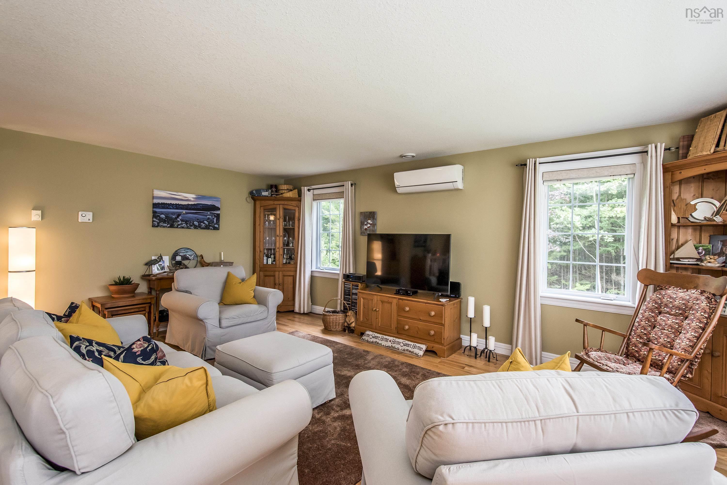 $495,000.00: 4 Robie Avenue, Greenwood