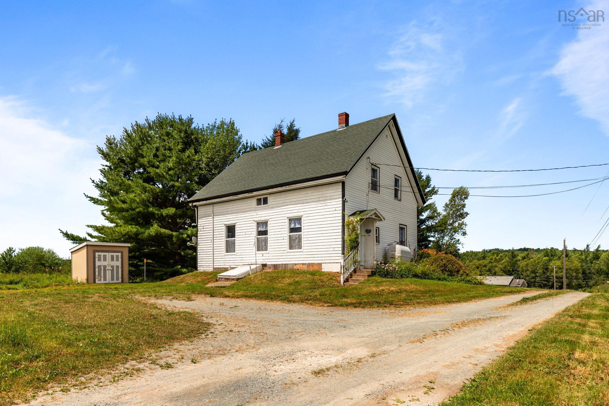 $329,000.00: 4031 215 Highway, Lower Burlington