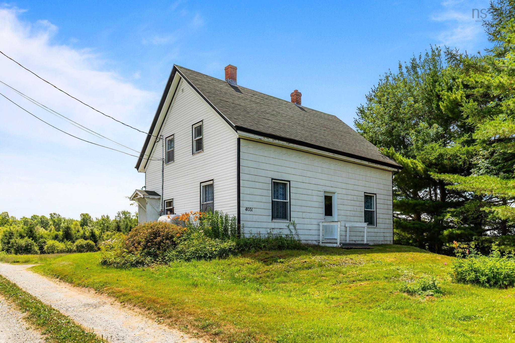 $329,000.00: 4031 215 Highway, Lower Burlington