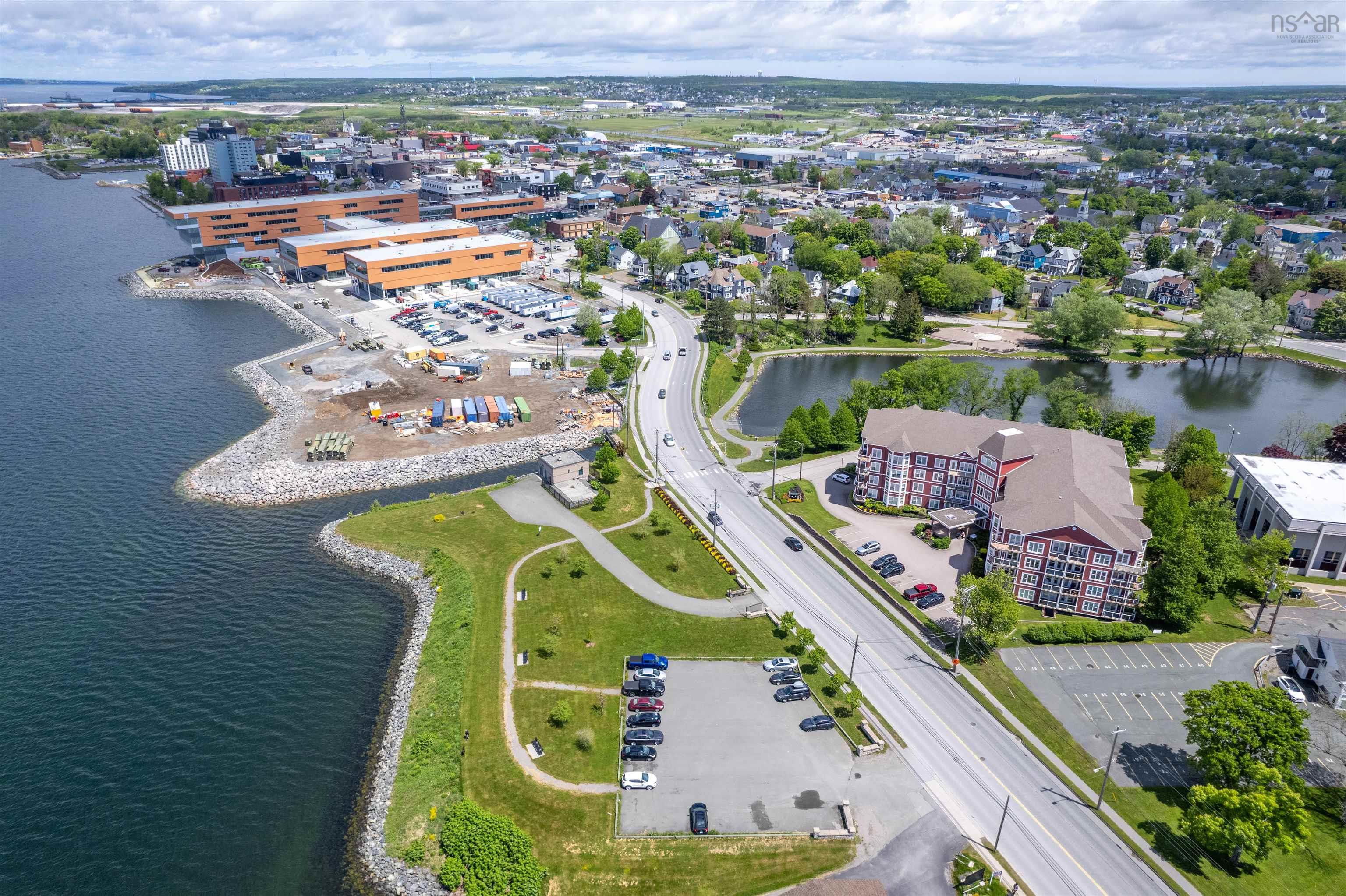 $325,000.00: 104 69 Kings Road, Sydney