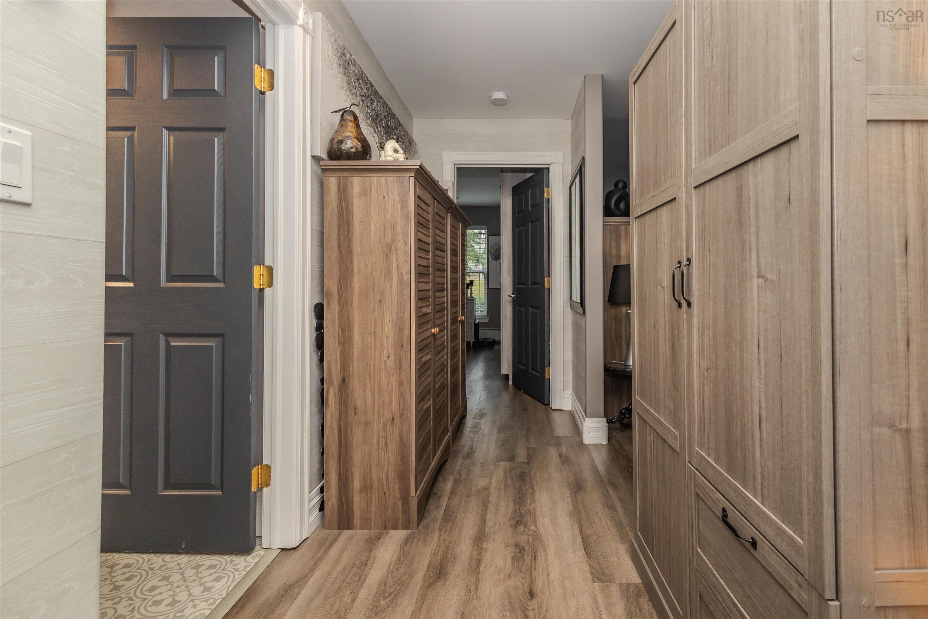 $325,000.00: 104 69 Kings Road, Sydney