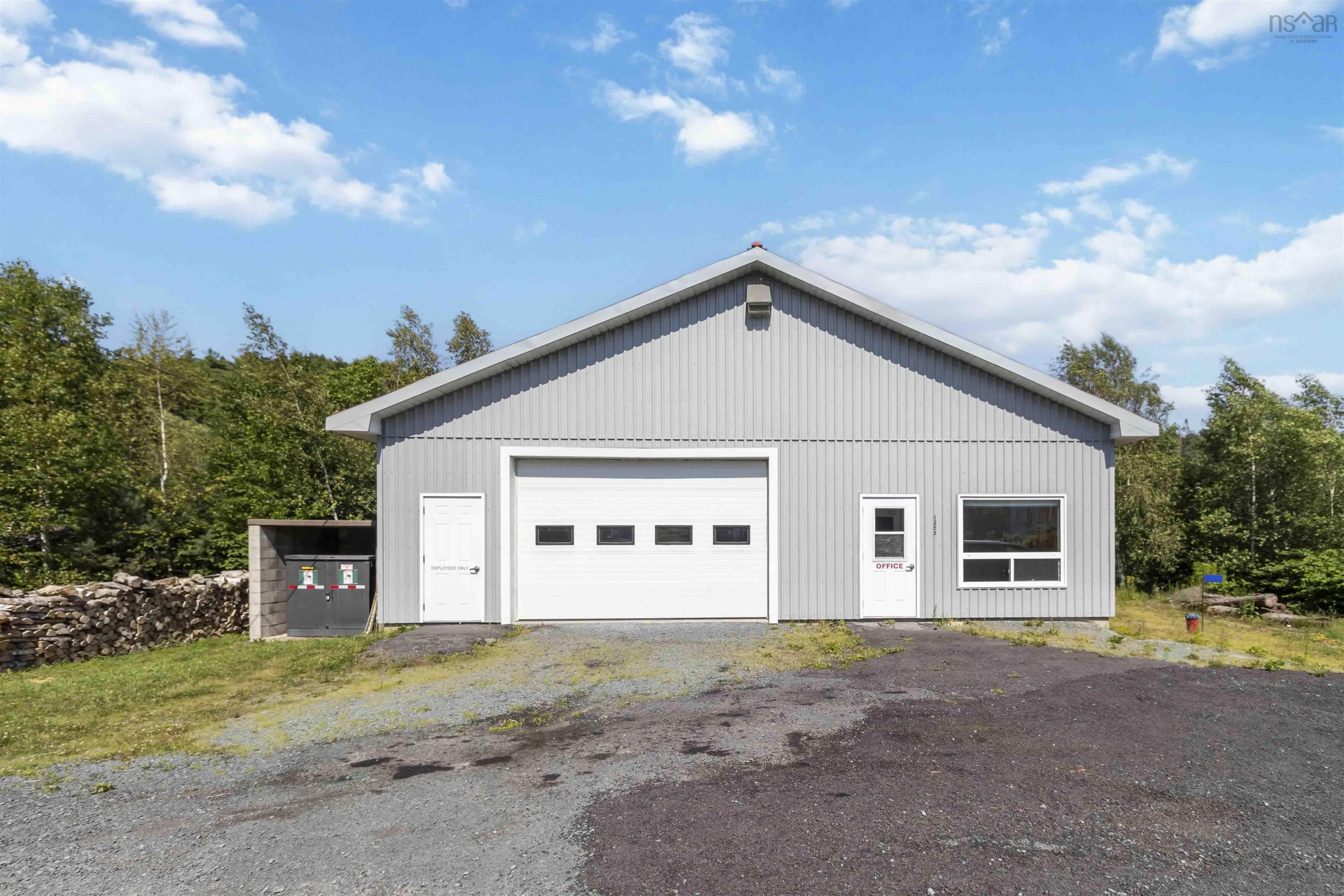 $750,000.00: 1253 Highway 332, First South