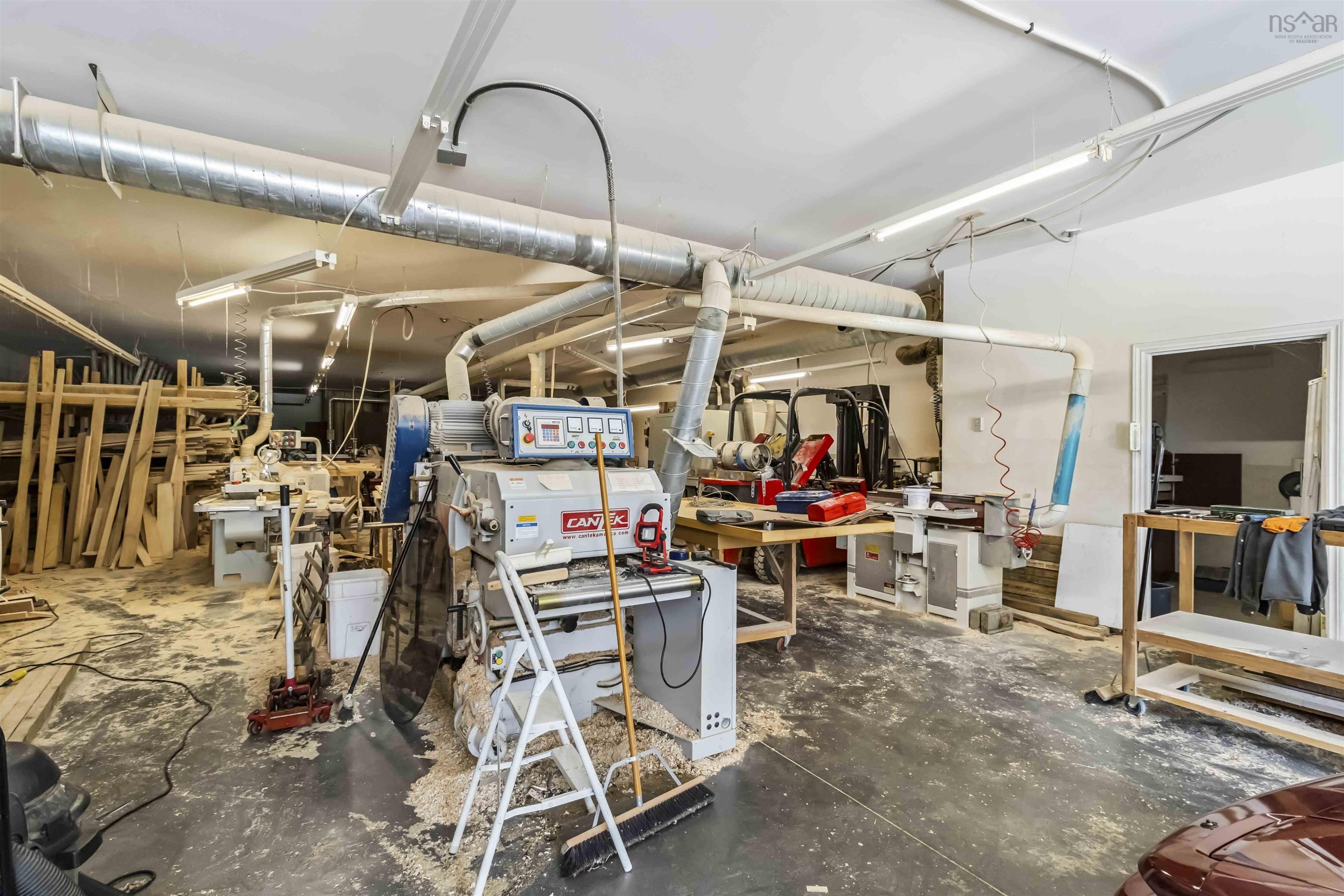 $750,000.00: 1253 Highway 332, First South