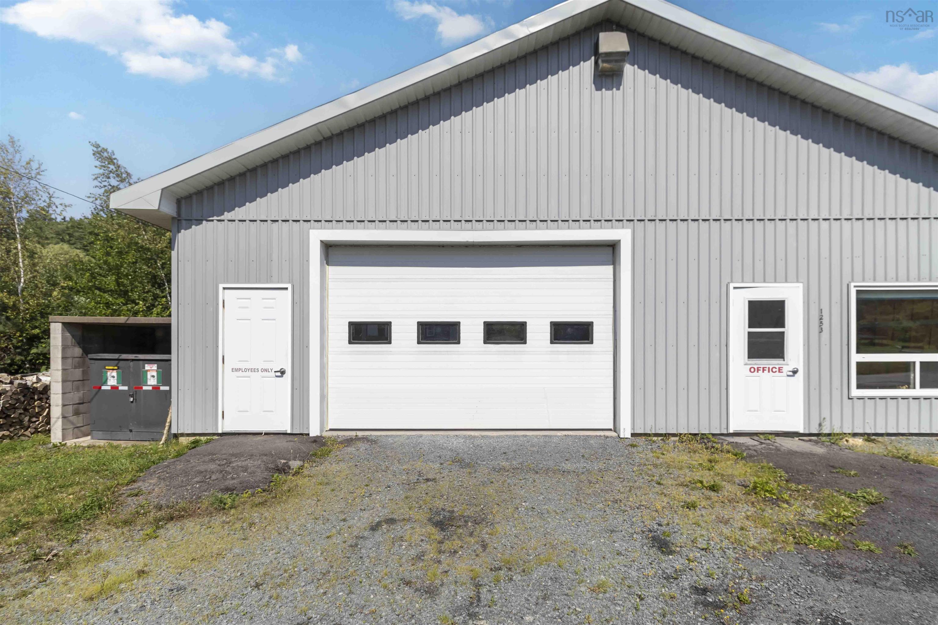 $750,000.00: 1253 Highway 332, First South