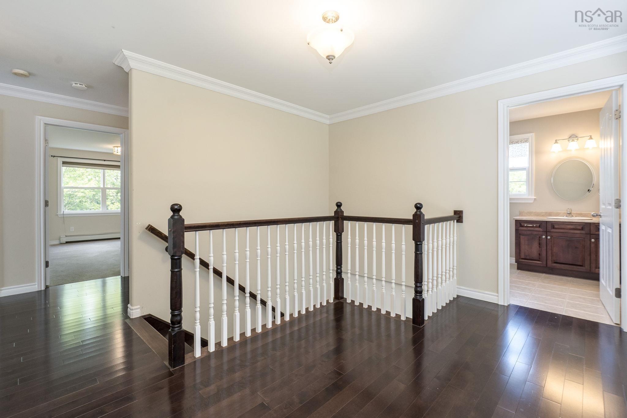 $724,900.00: 539 Birch Bear Run, Lewis Lake