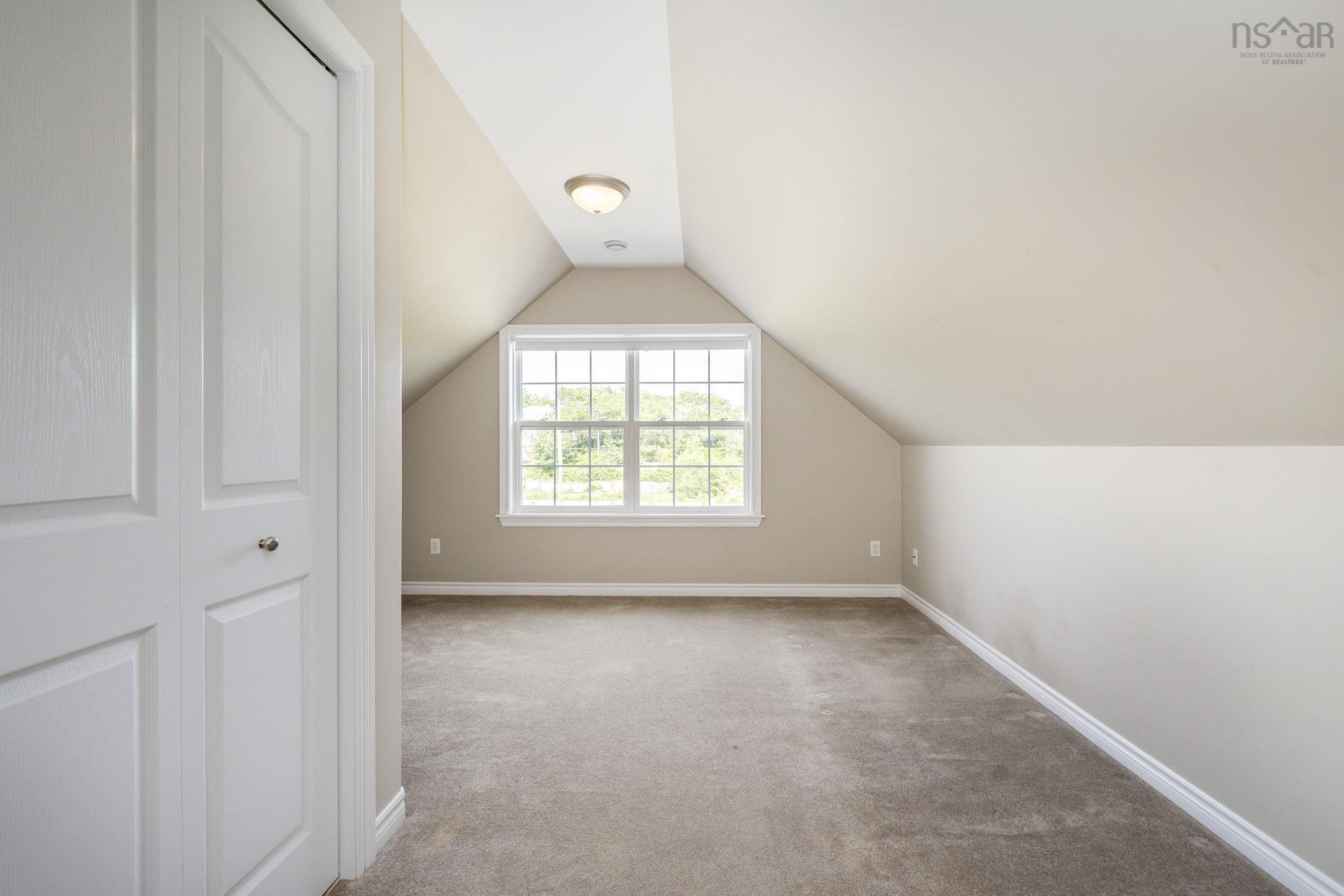 $724,900.00: 539 Birch Bear Run, Lewis Lake