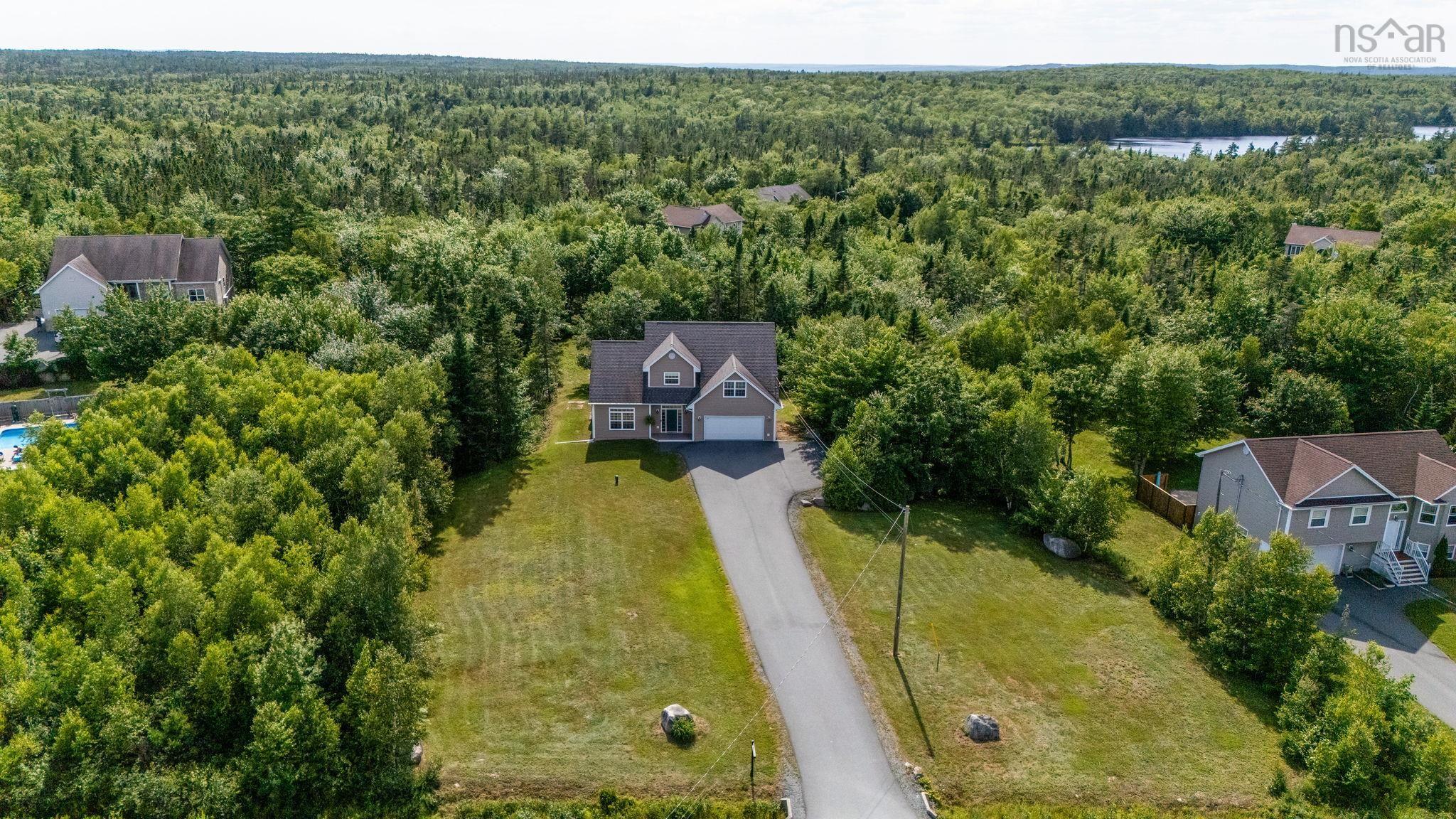 $724,900.00: 539 Birch Bear Run, Lewis Lake