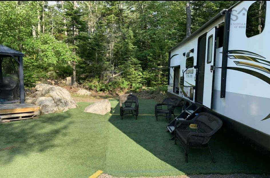 $189,000.00: 48 Alexander WATERLOO LAKE Avenue, New Albany