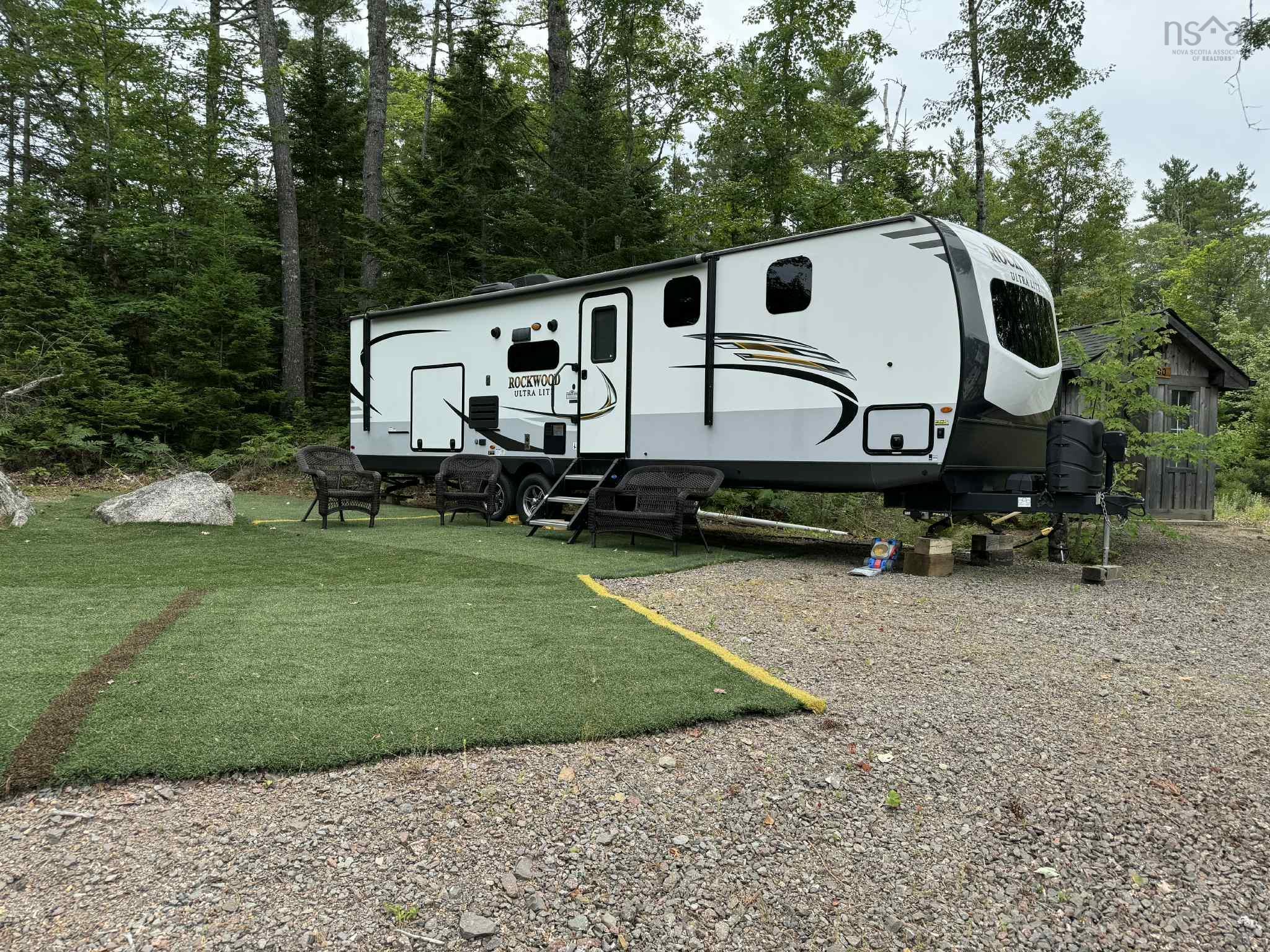 $189,000.00: 48 Alexander WATERLOO LAKE Avenue, New Albany