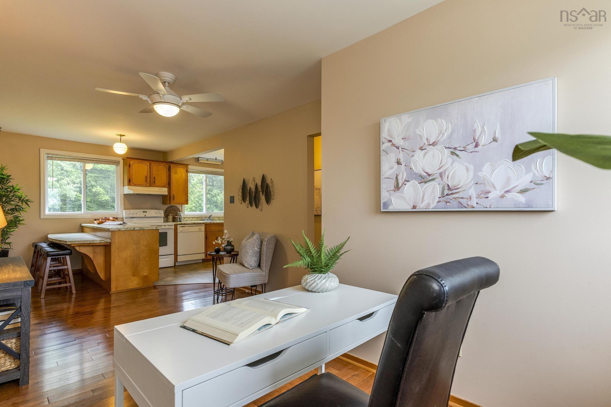 $549,900.00: 31 Hannebury Drive, Cole Harbour