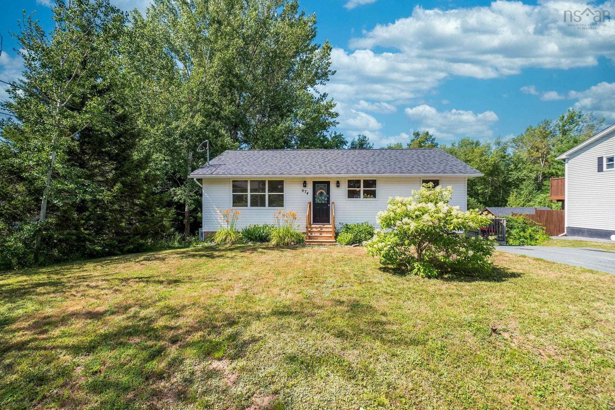 $424,000.00: 974 Elizabeth Drive, North Kentville