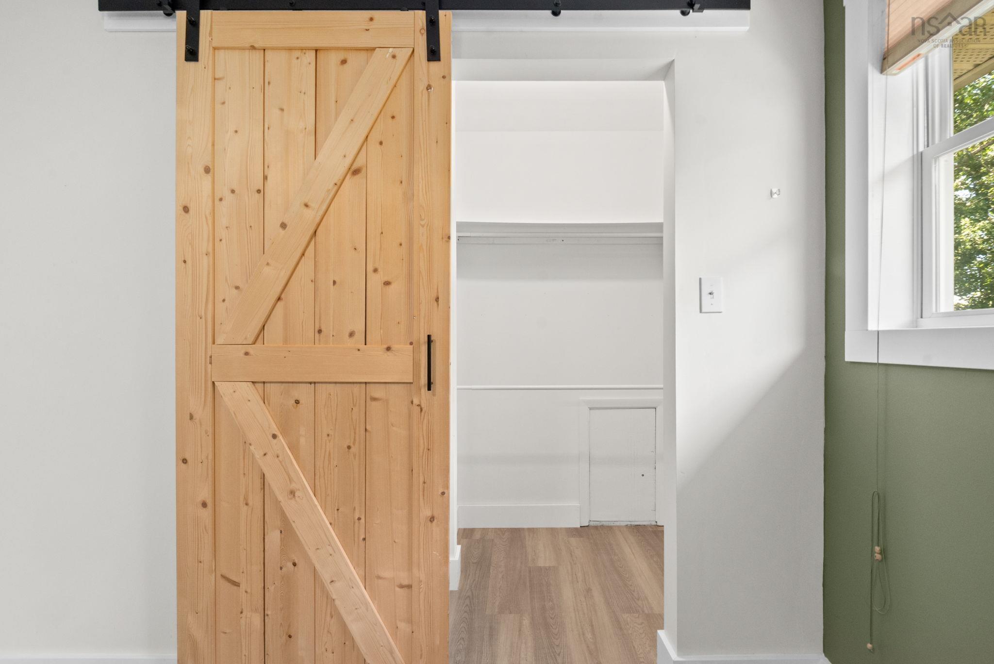 $424,000.00: 974 Elizabeth Drive, North Kentville