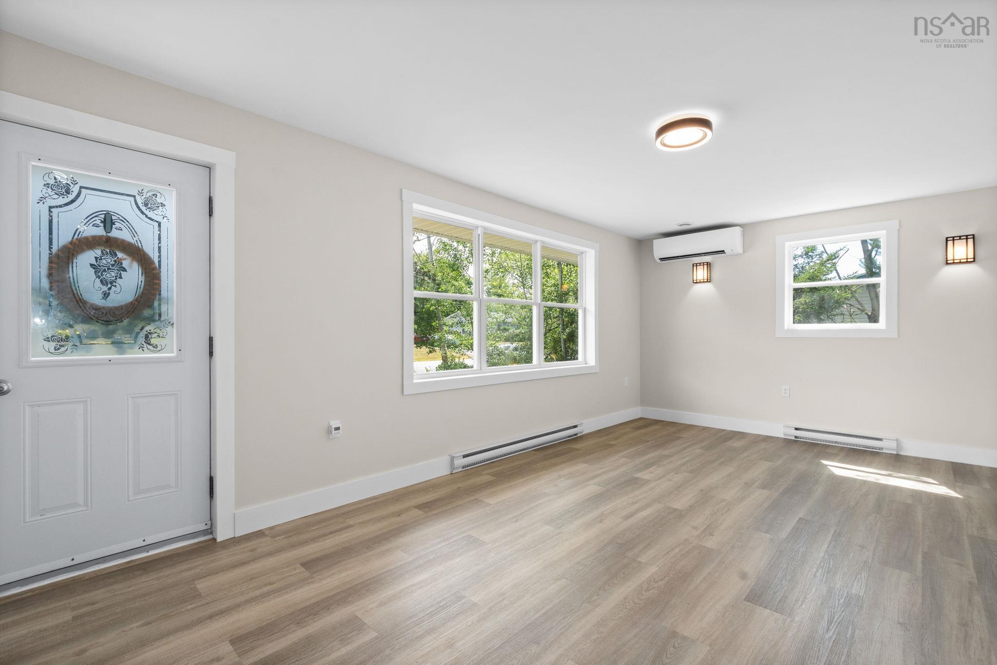 $424,000.00: 974 Elizabeth Drive, North Kentville