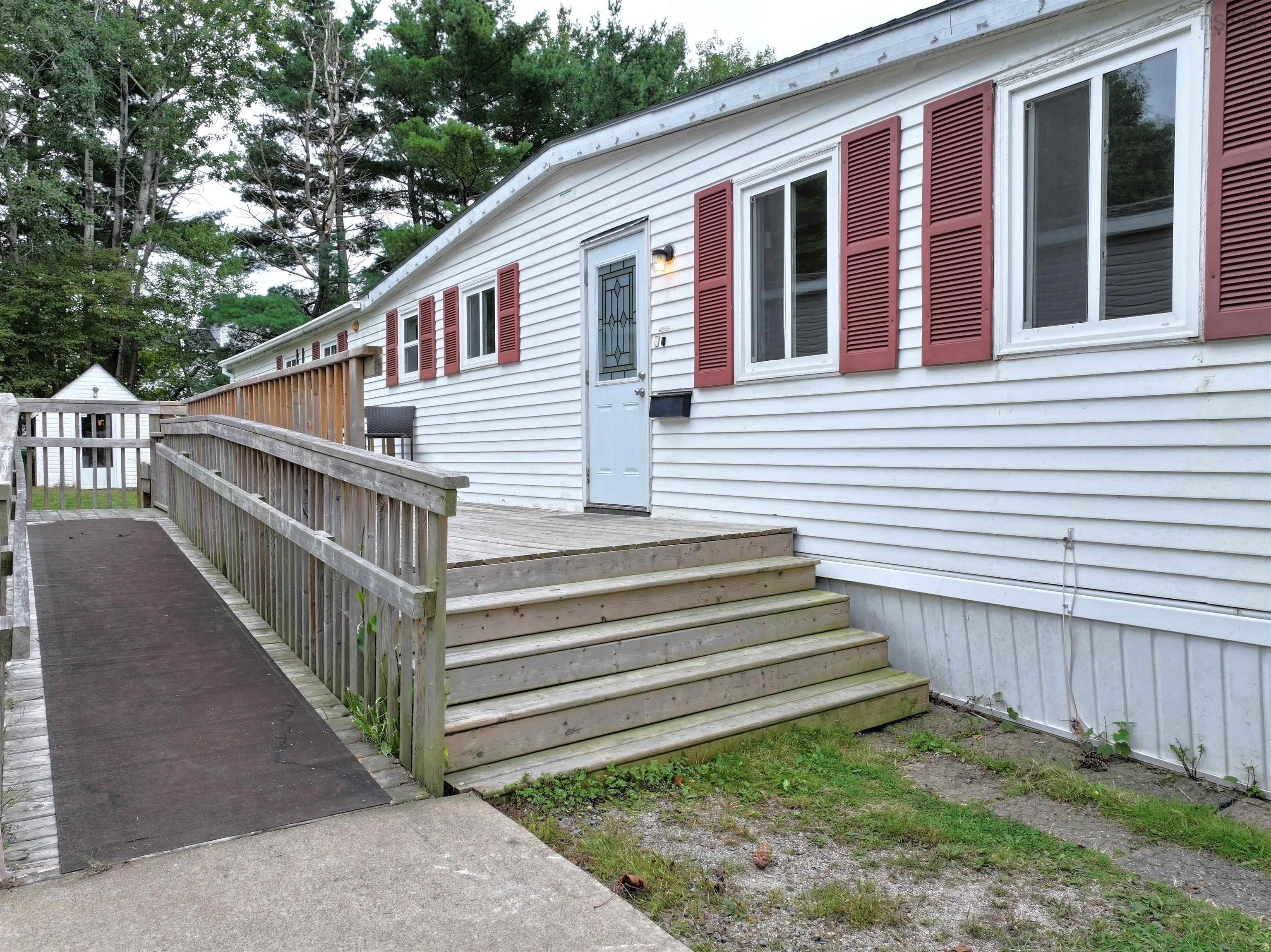 $119,900.00: 160 SEASONS Drive, Bridgewater