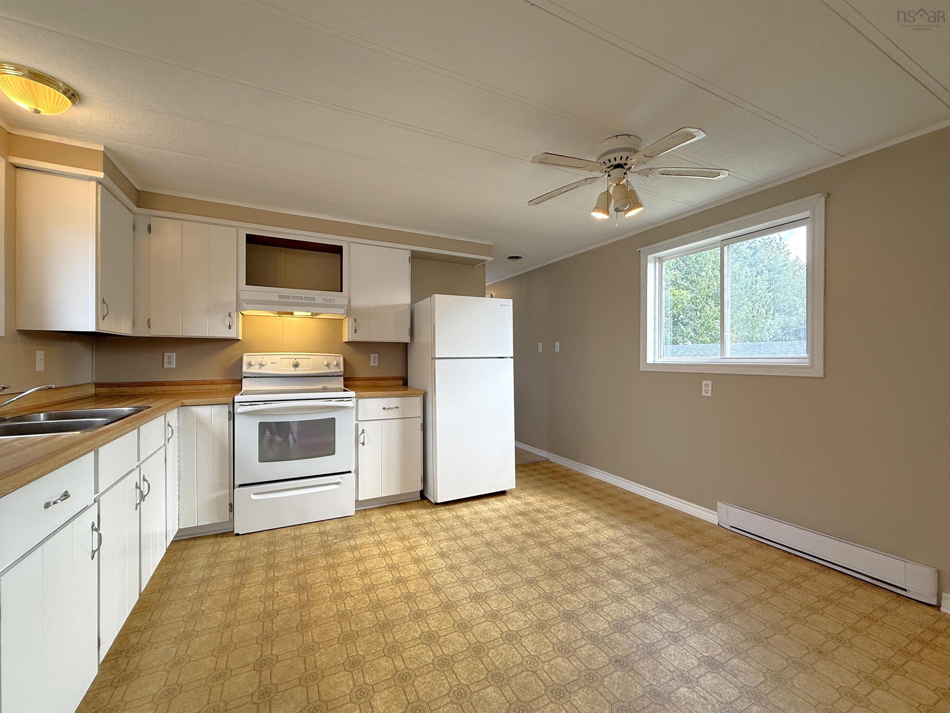 $119,900.00: 160 SEASONS Drive, Bridgewater