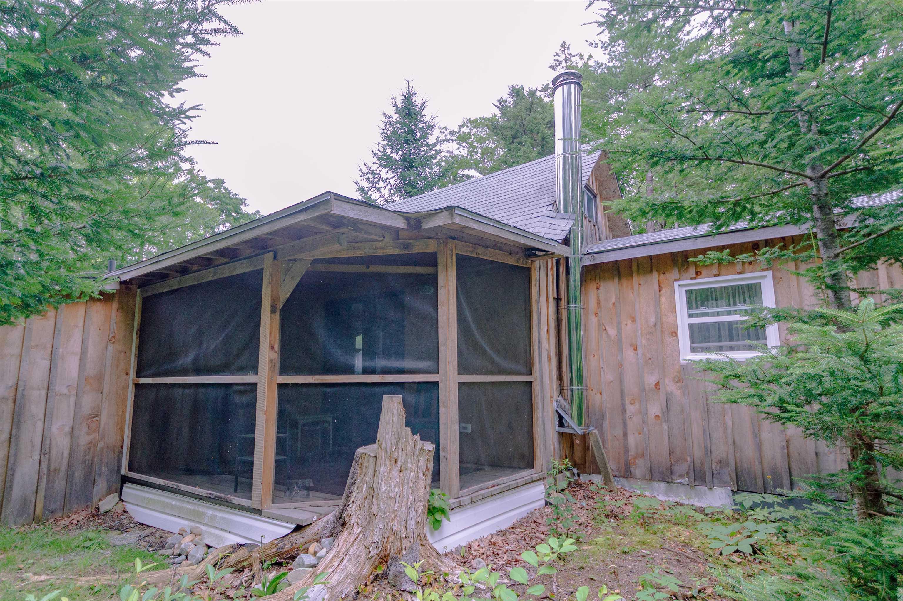 $190,000.00: 1387 Canada Hill Road, Lockeport