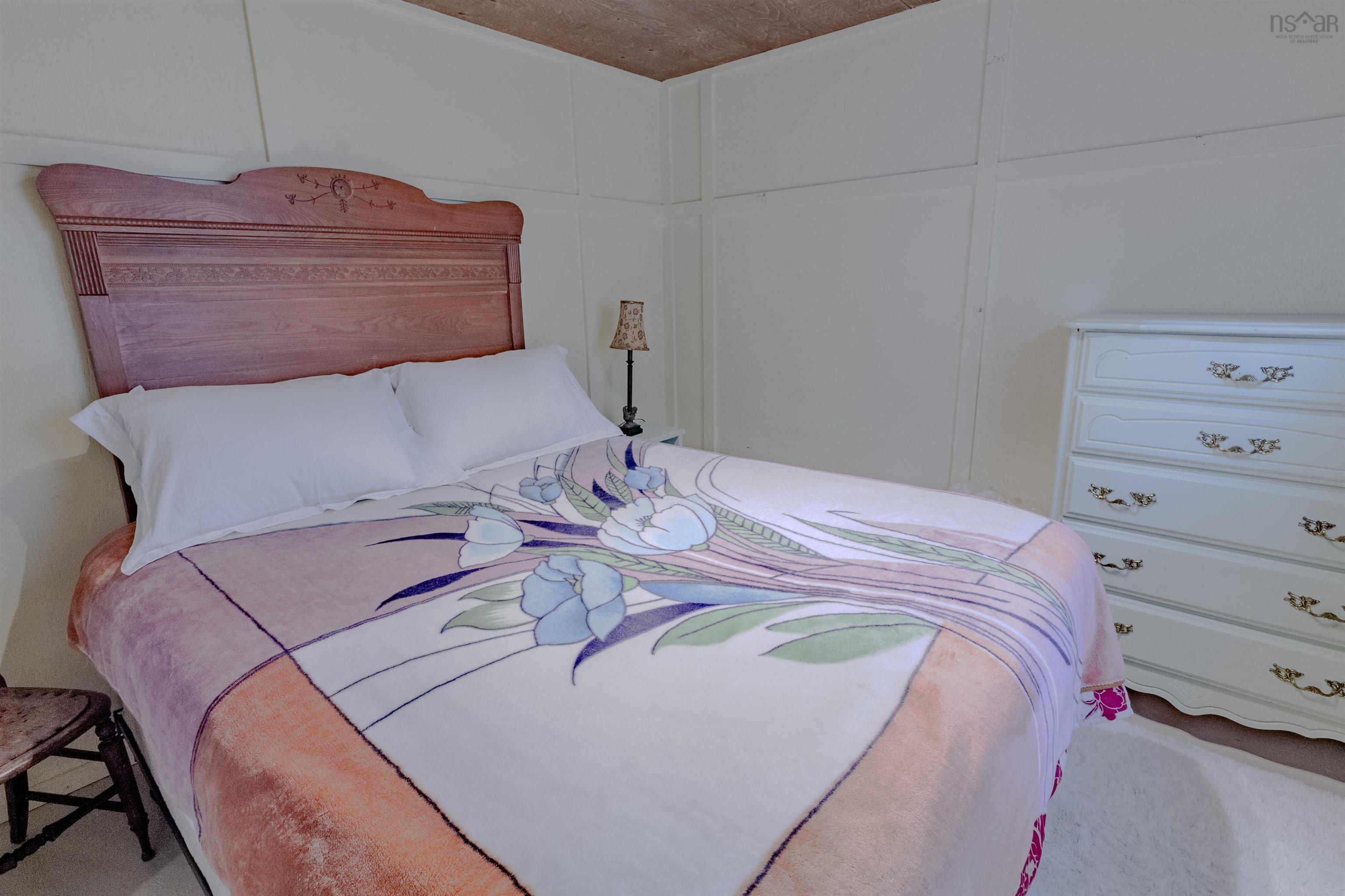 $190,000.00: 1387 Canada Hill Road, Lockeport