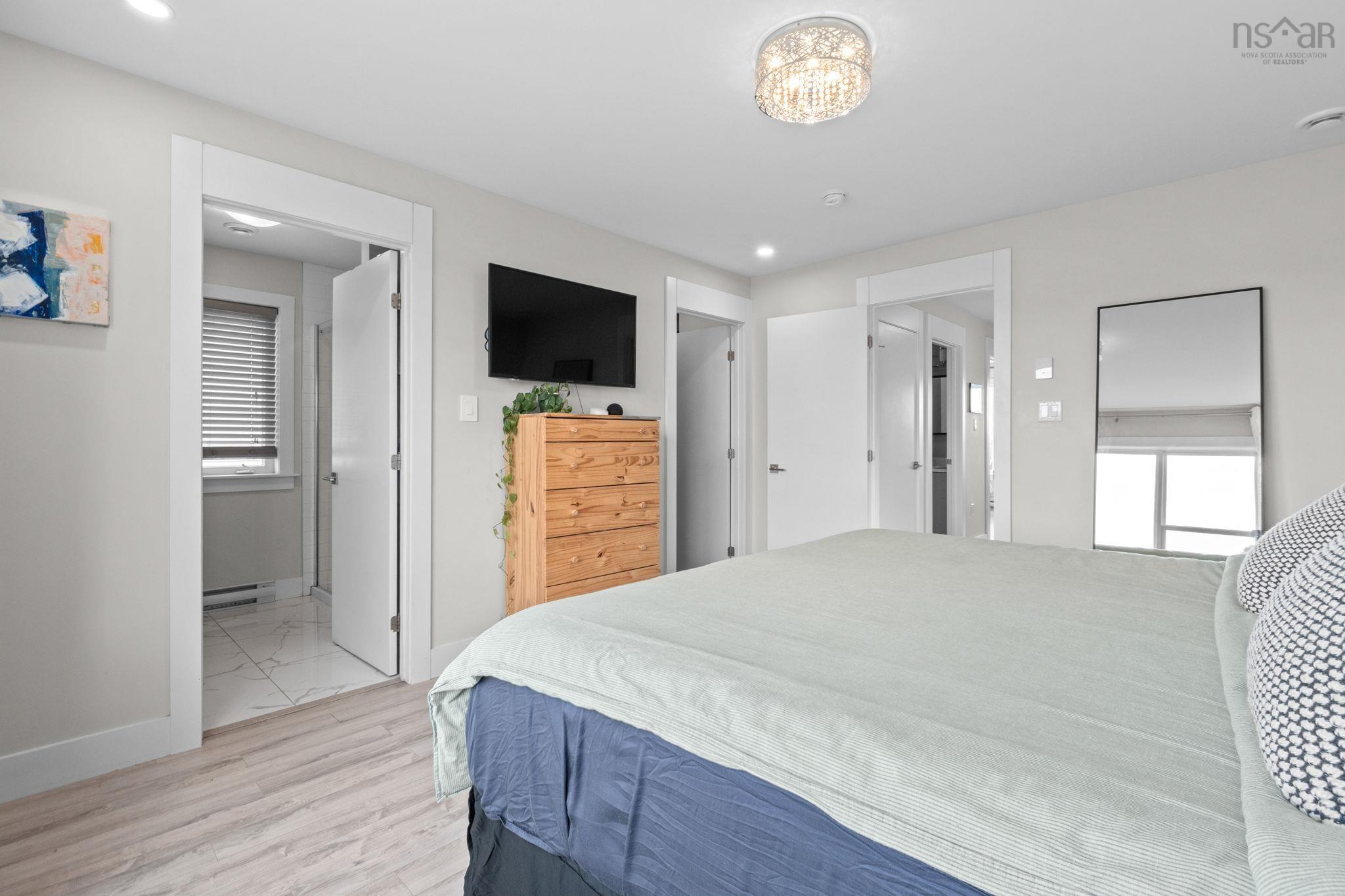 $669,900.00: 33 Mica Cres, Halifax