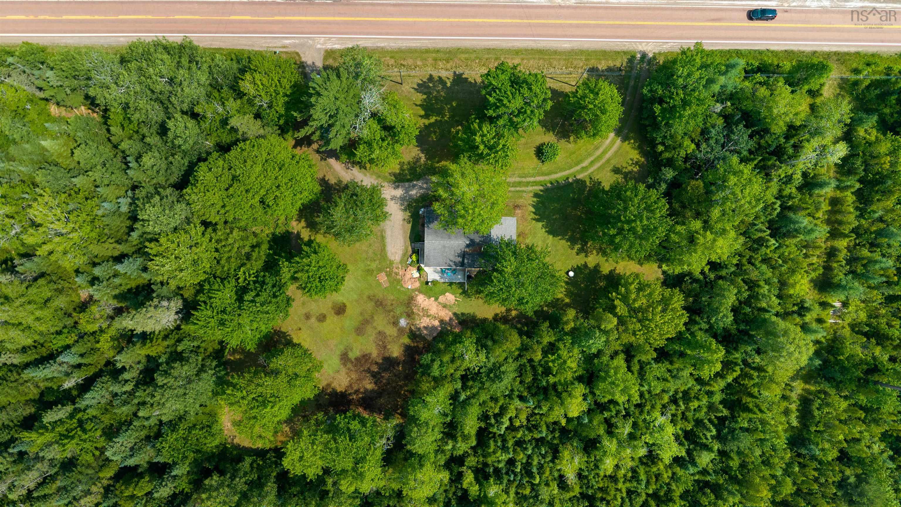 $414,900.00: 19014 Highway 2, Fort Ellis