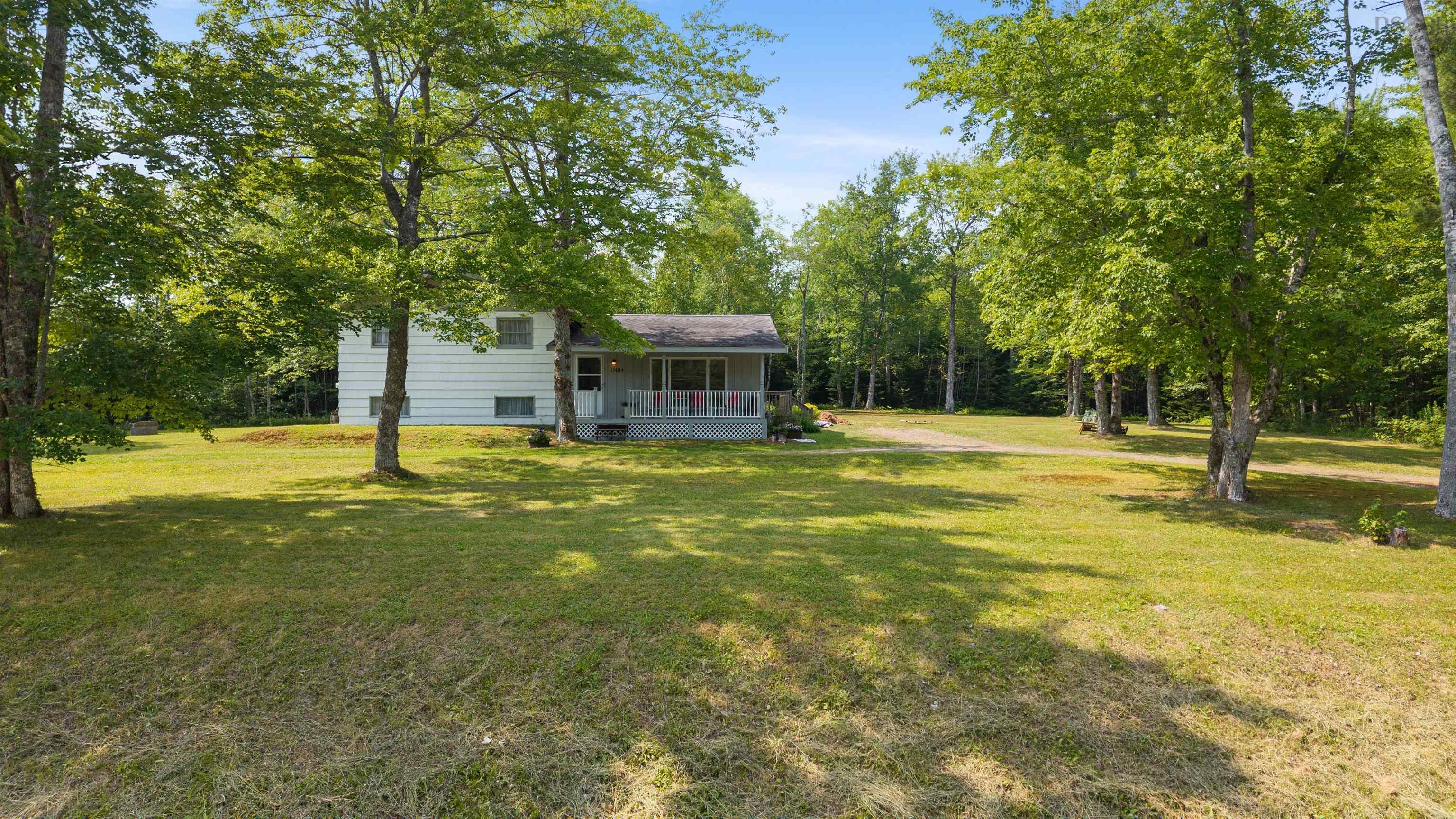 $414,900.00: 19014 Highway 2, Fort Ellis