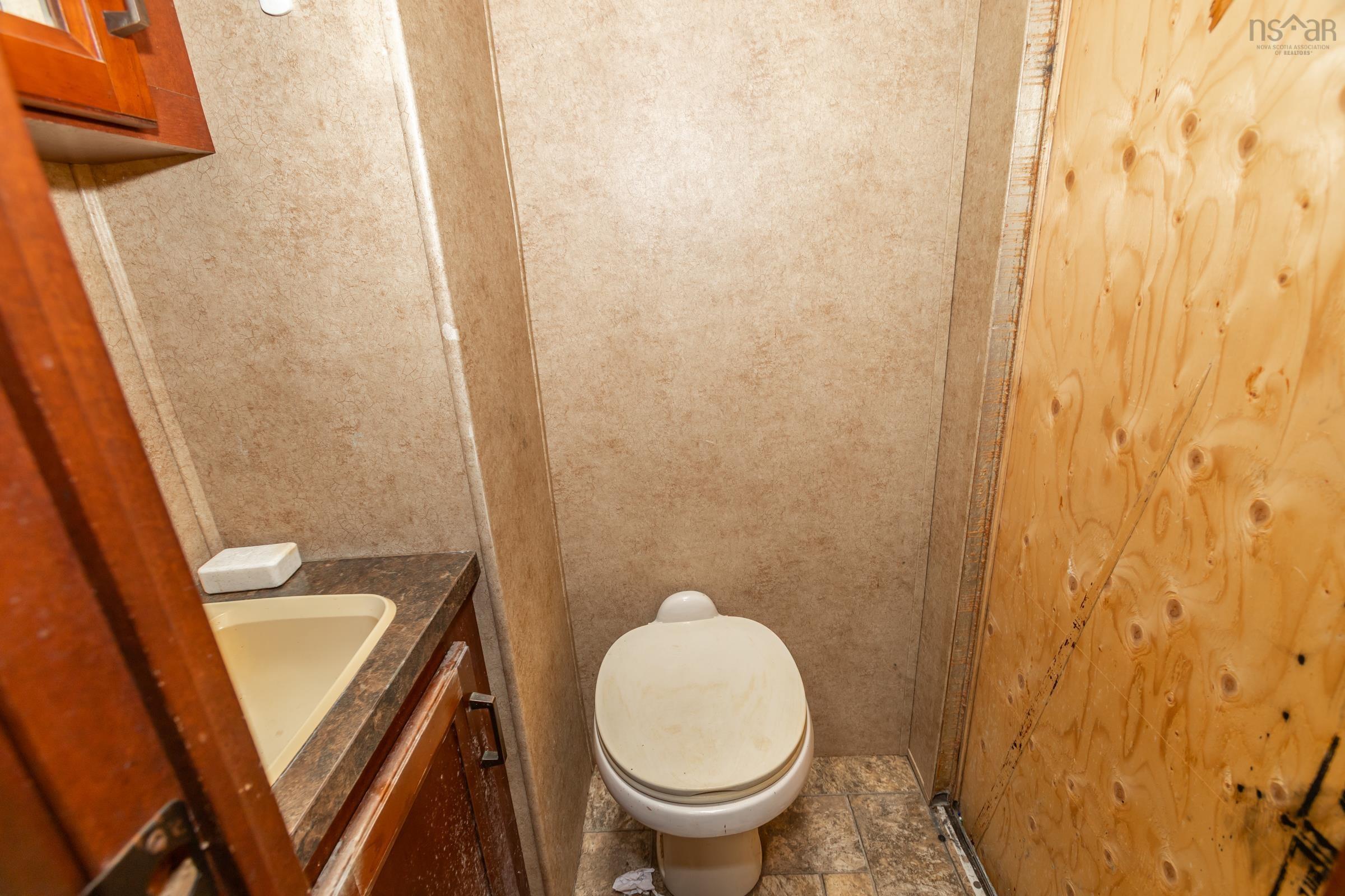 $129,900.00: 781 Virginia Road, Virginia East