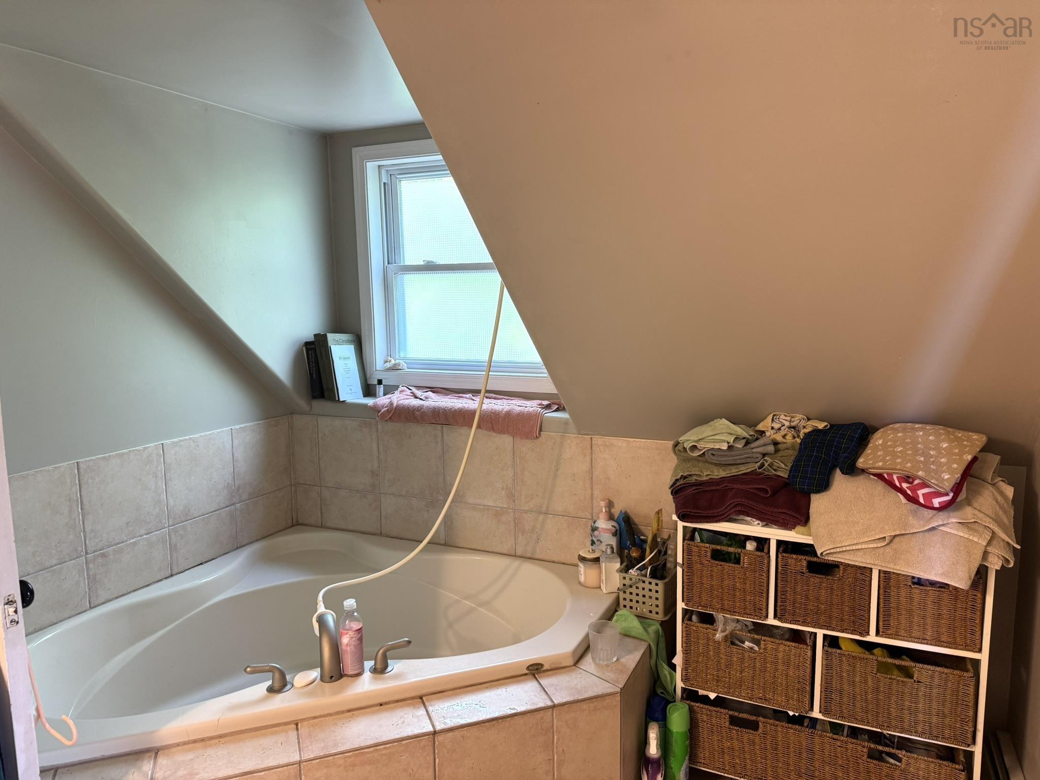 $210,000.00: 81 Brooklyn Shore Road, Brooklyn