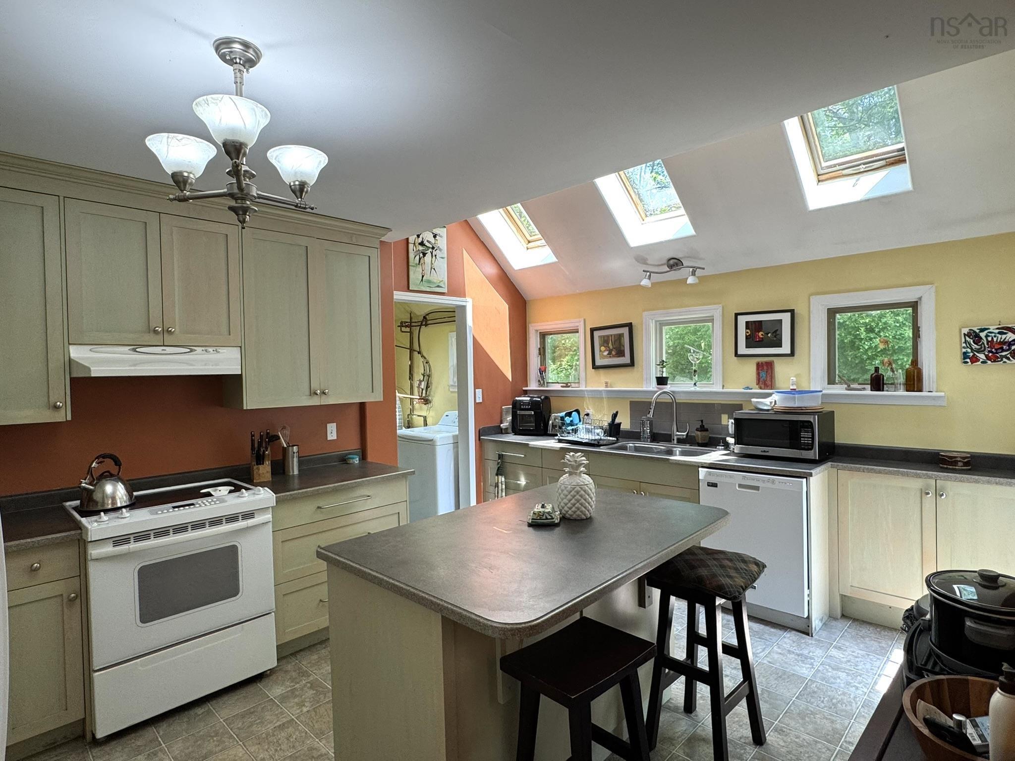 $210,000.00: 81 Brooklyn Shore Road, Brooklyn