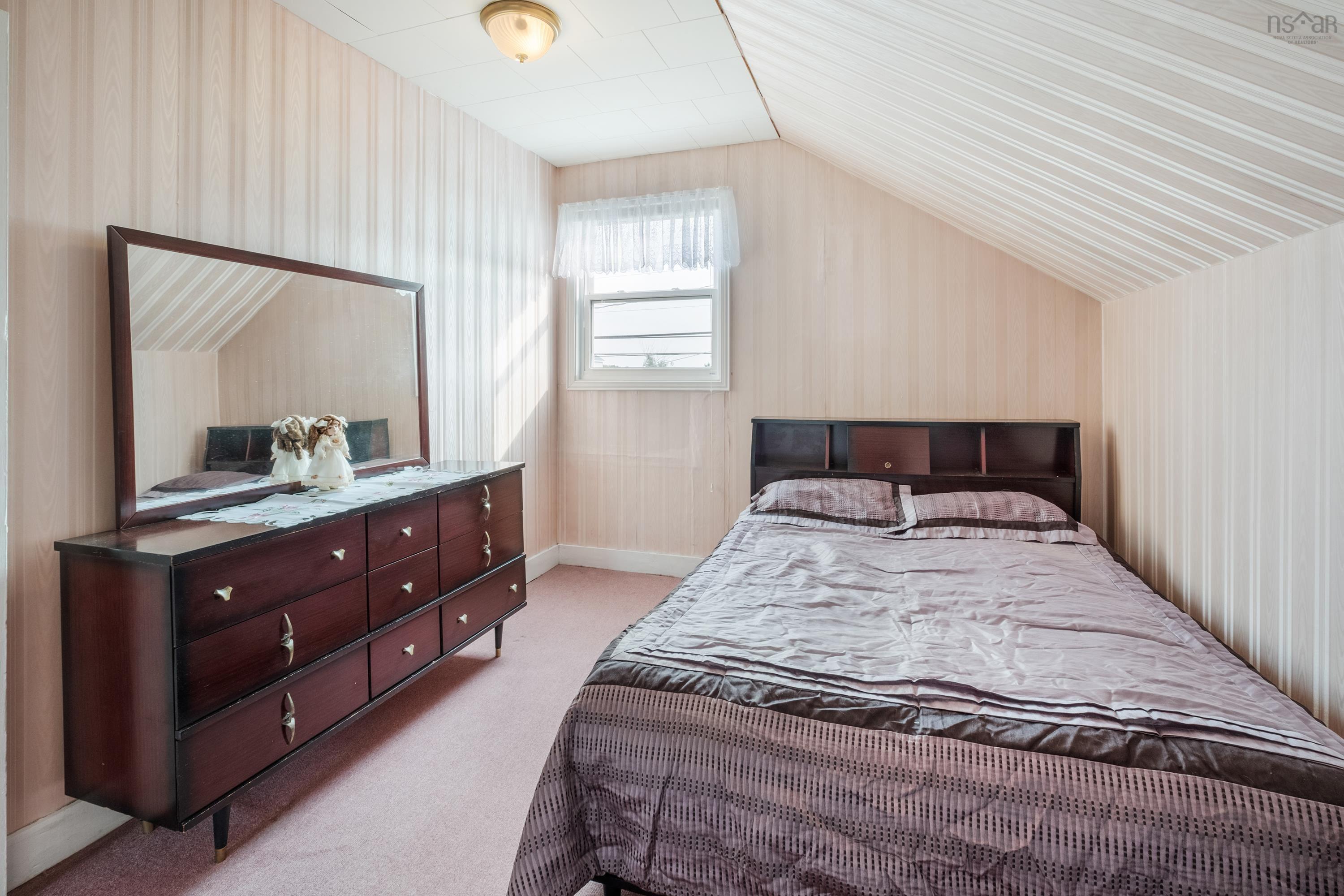 $298,500.00: 1192 Main Street, Glace Bay