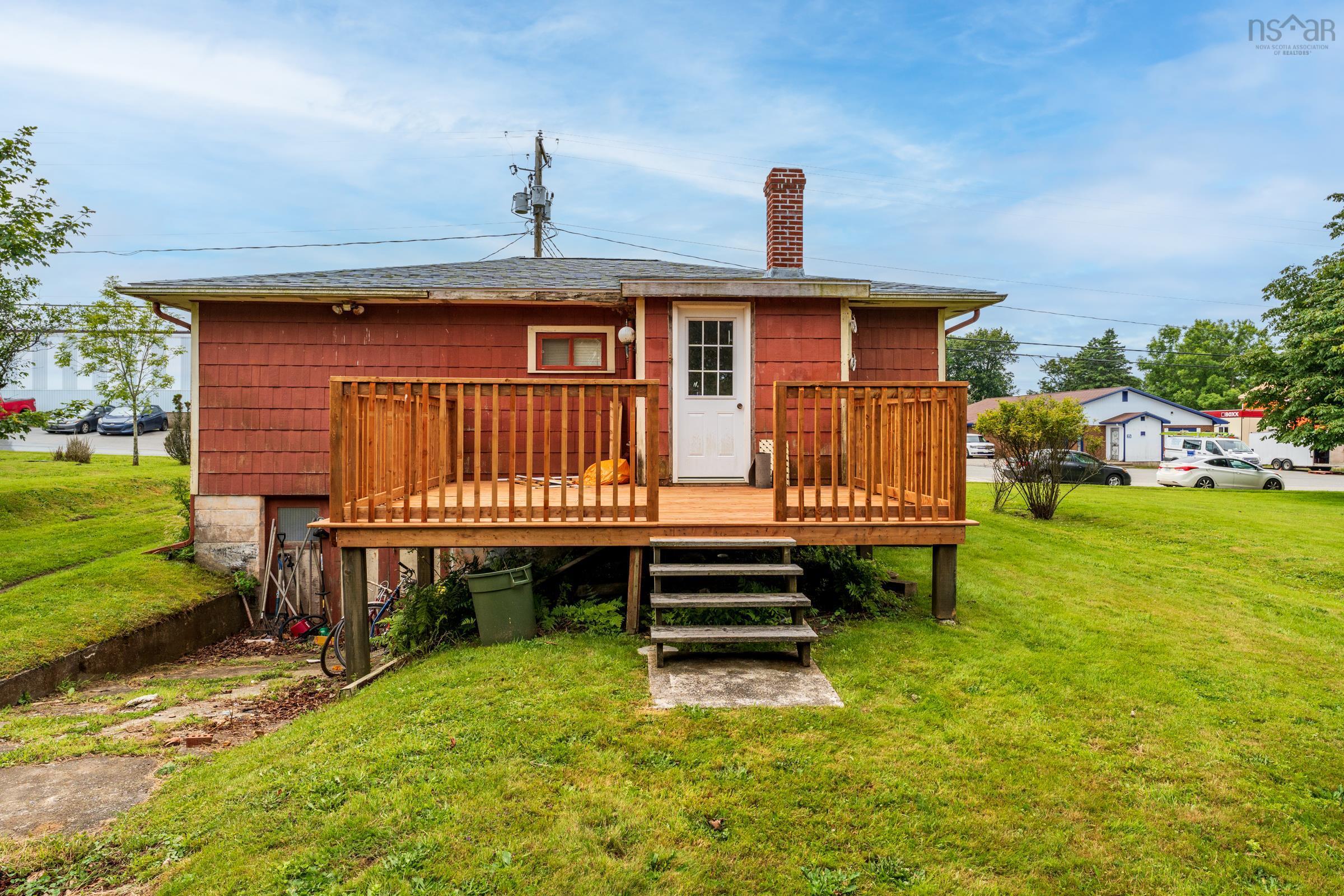 $219,000.00: 18 Shaw Avenue, Yarmouth