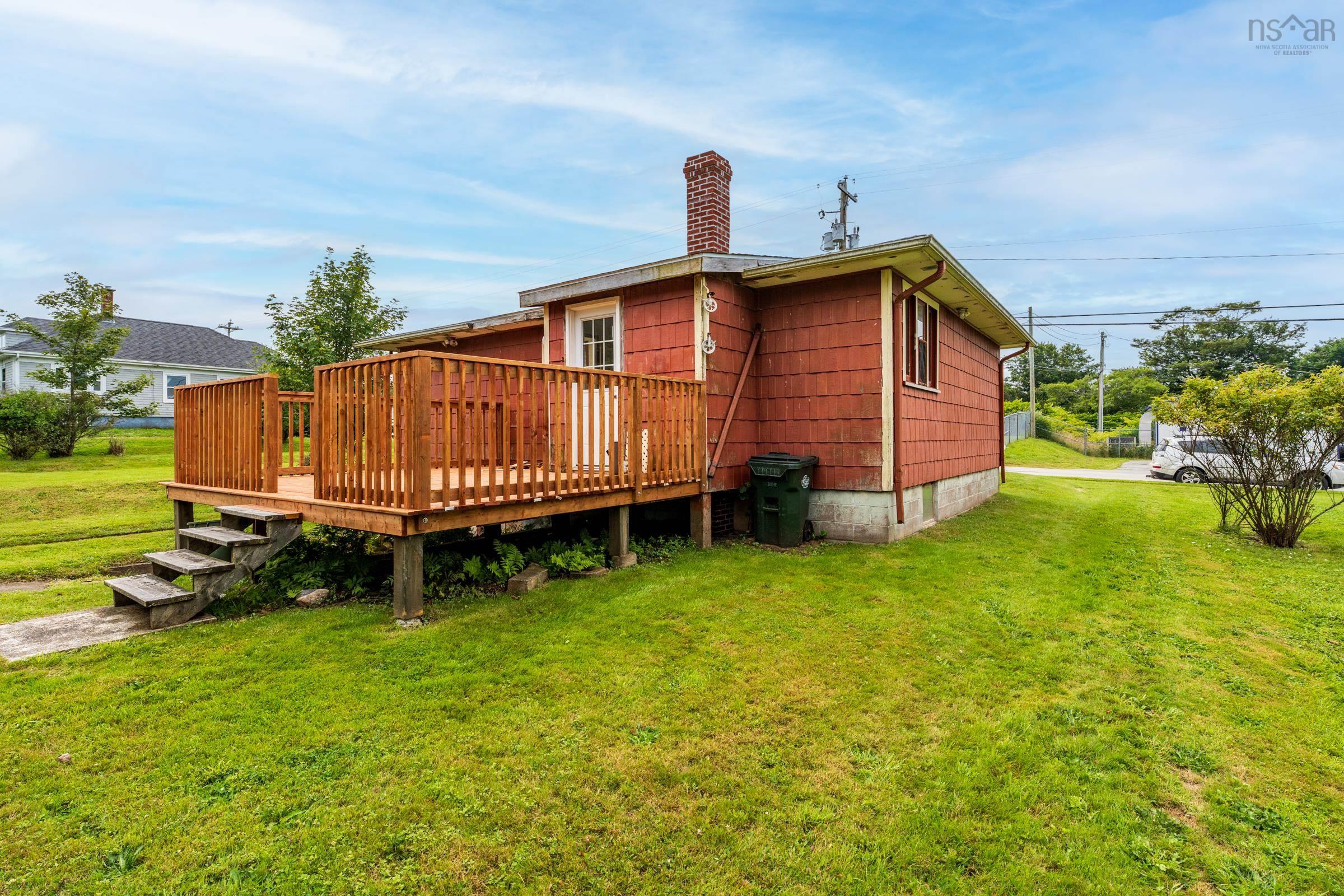 $219,000.00: 18 Shaw Avenue, Yarmouth