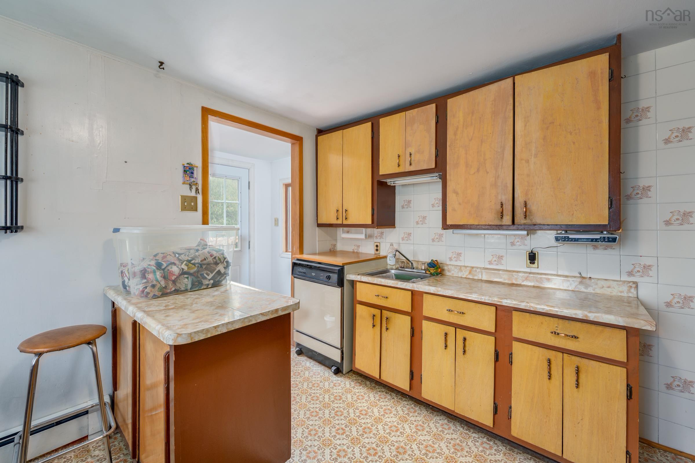 $219,000.00: 18 Shaw Avenue, Yarmouth