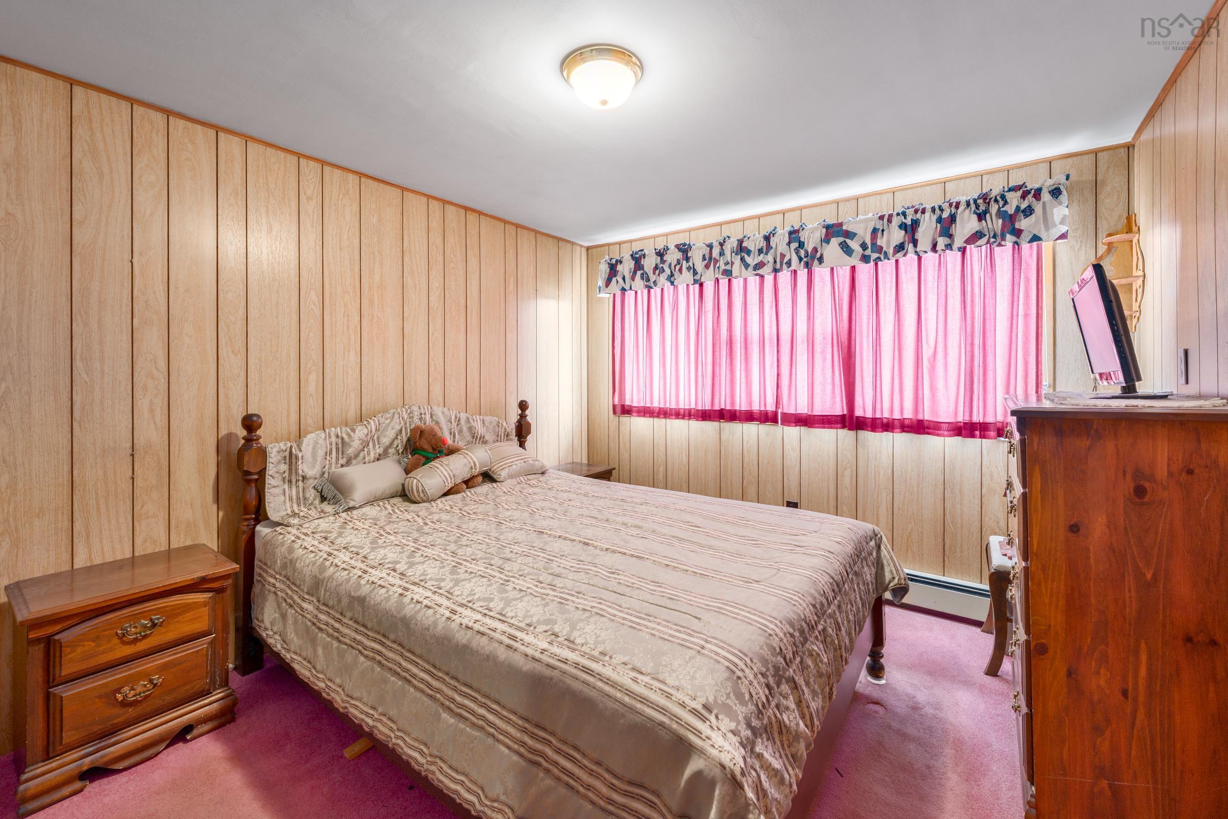 $219,000.00: 18 Shaw Avenue, Yarmouth