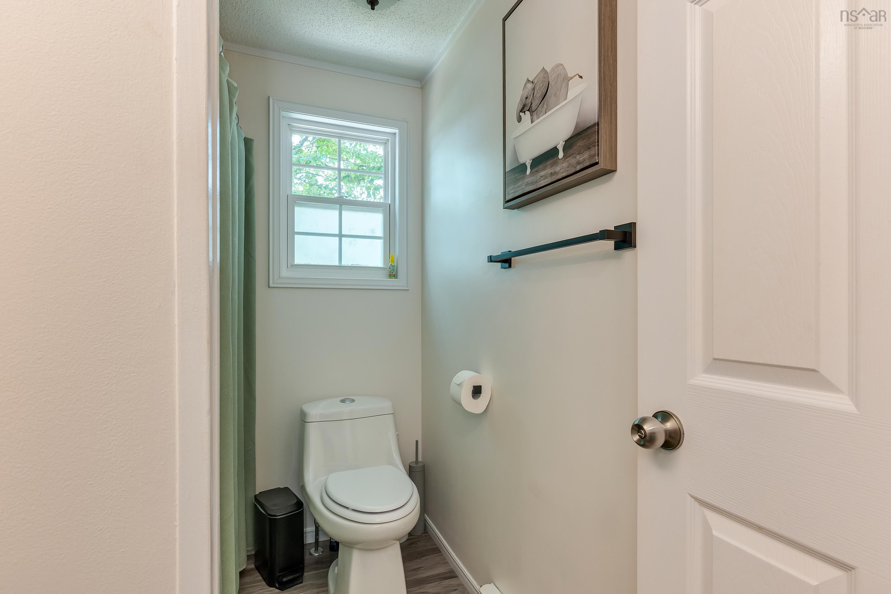 25 Champlain Avenue, Middle Sackville, NS (MLS 202518404)