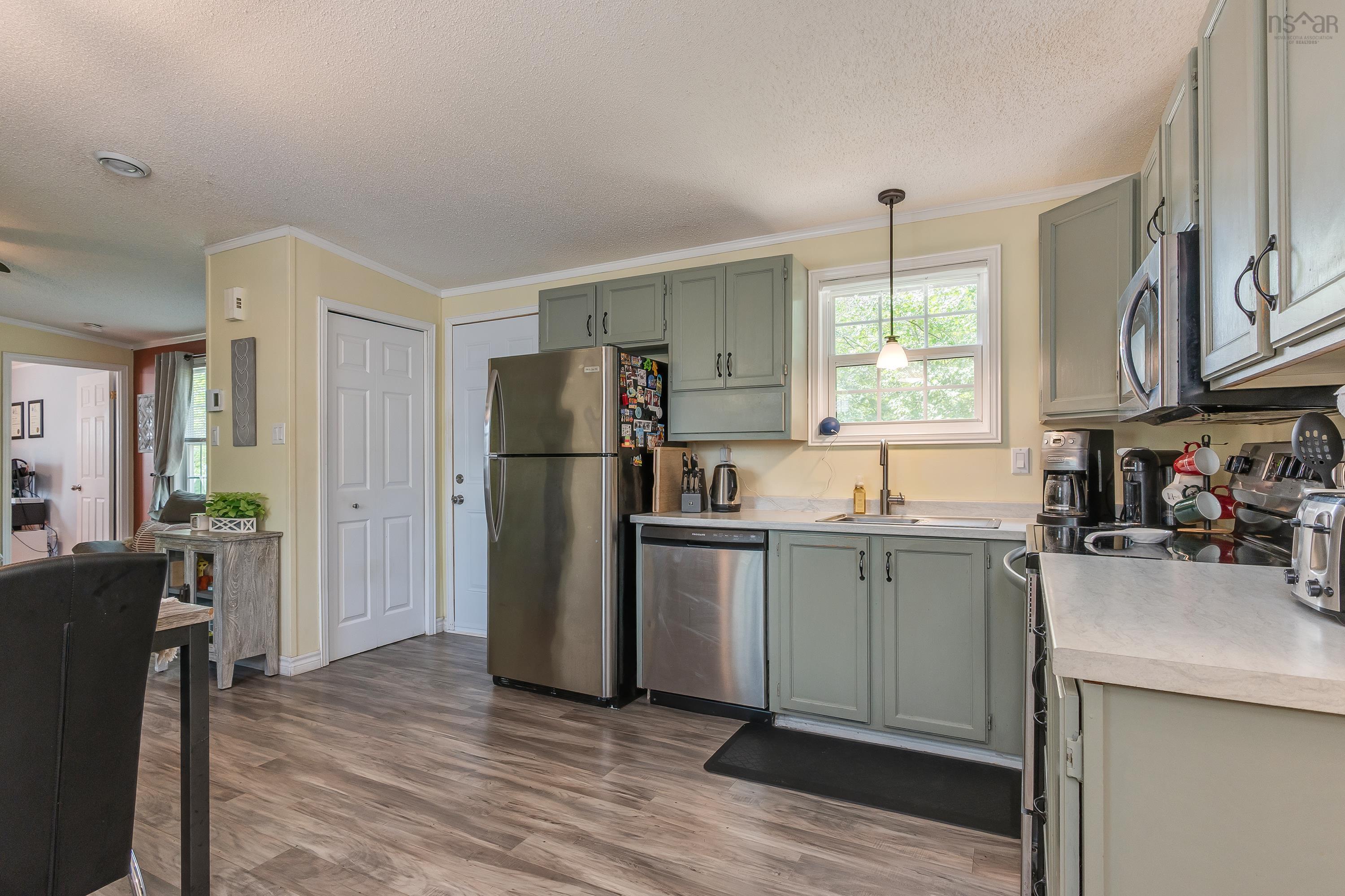 25 Champlain Avenue, Middle Sackville, NS (MLS 202518404)