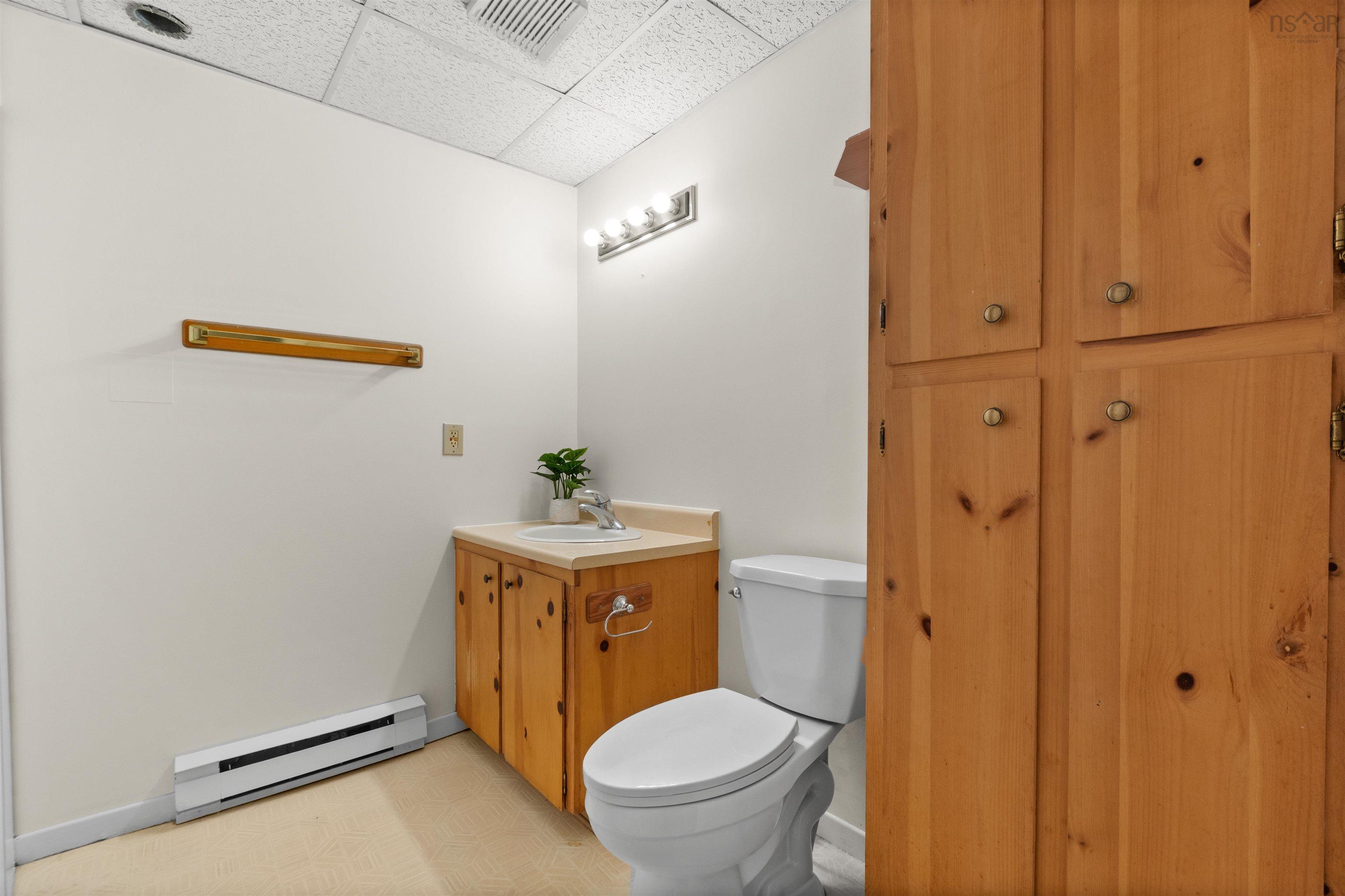 $525,000.00: 32 Orkney Drive, Dartmouth