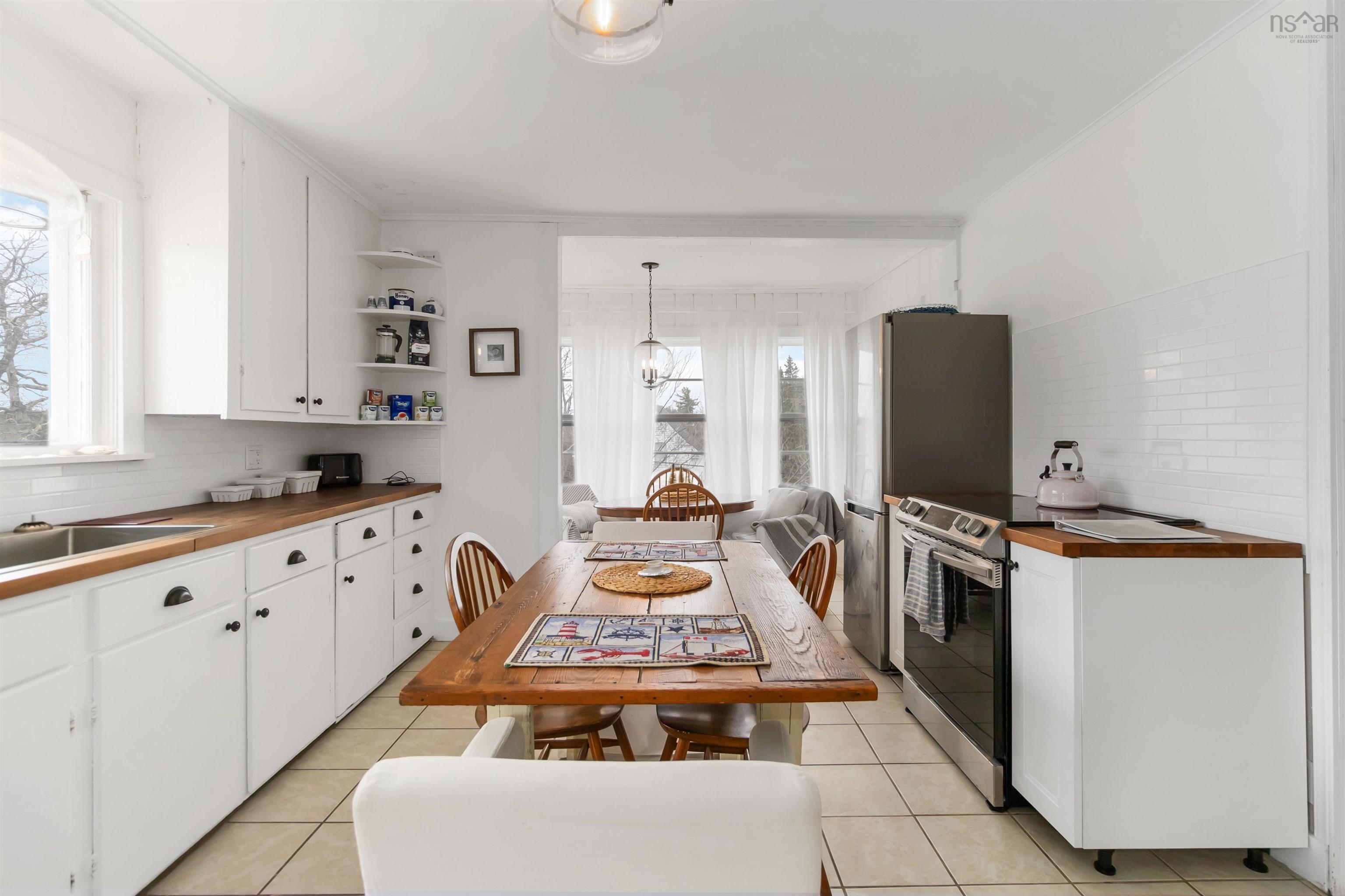 $324,900.00: 291 Central Port Mouton Road, Port Mouton