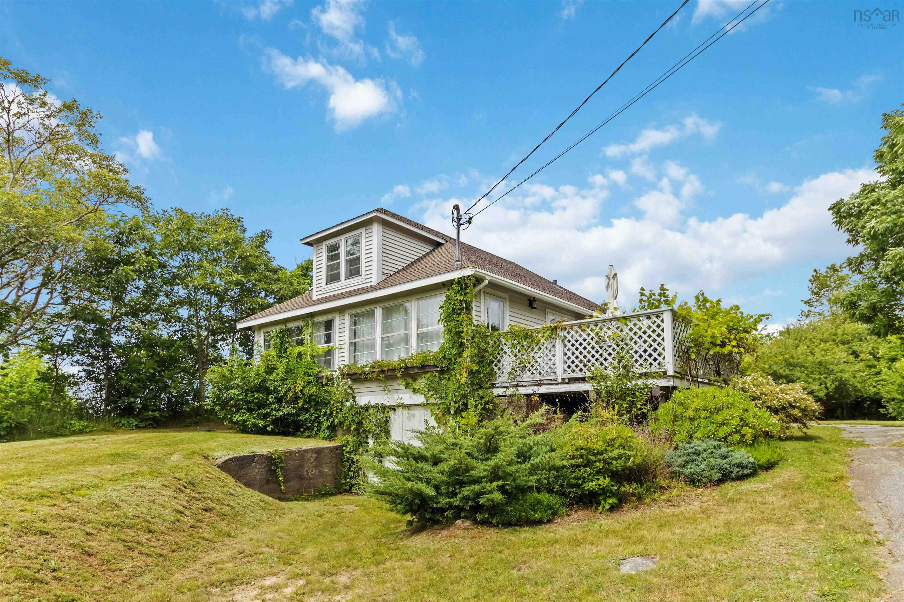 $324,900.00: 291 Central Port Mouton Road, Port Mouton