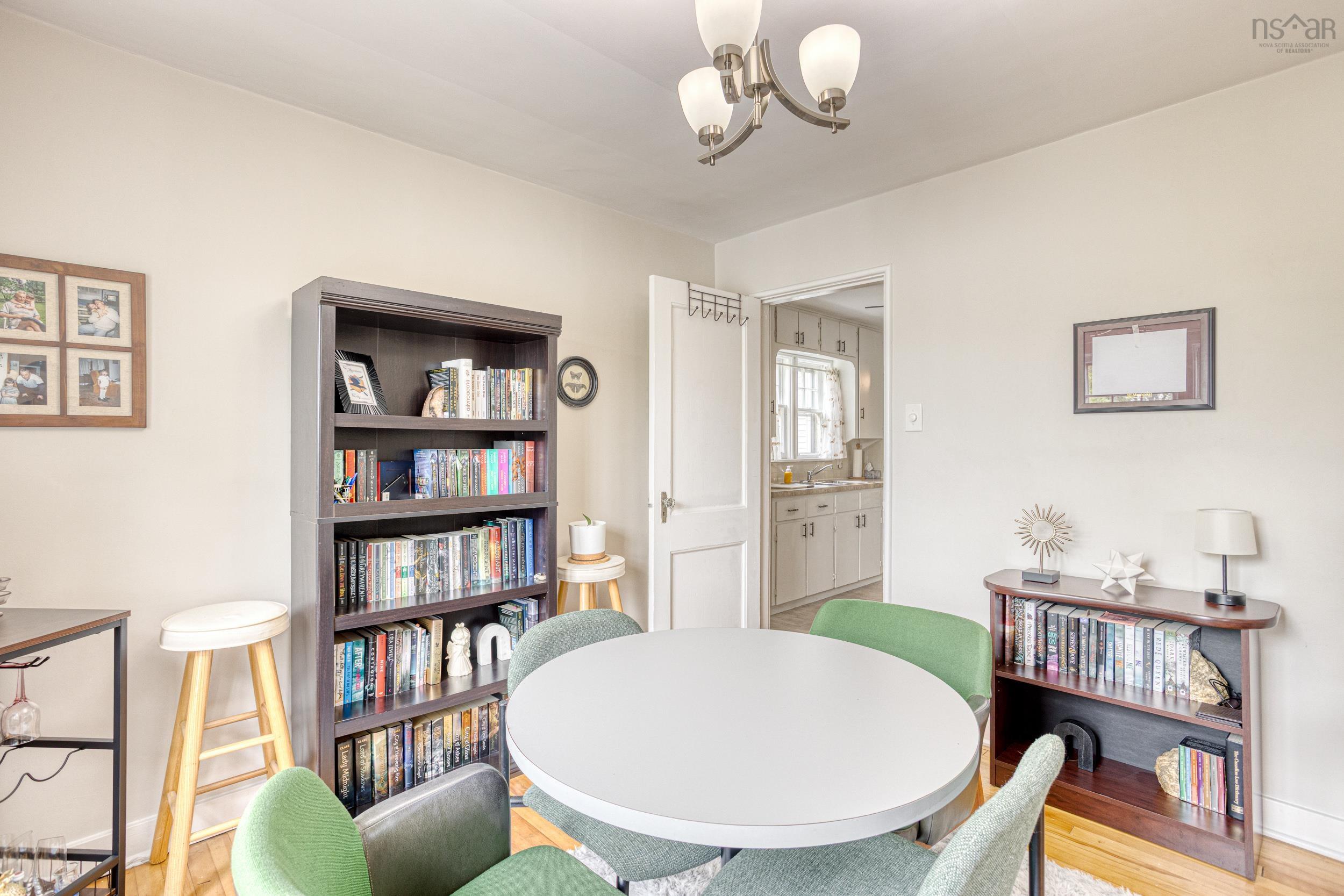 $709,900.00: 2519.21 Quinn Street, Halifax