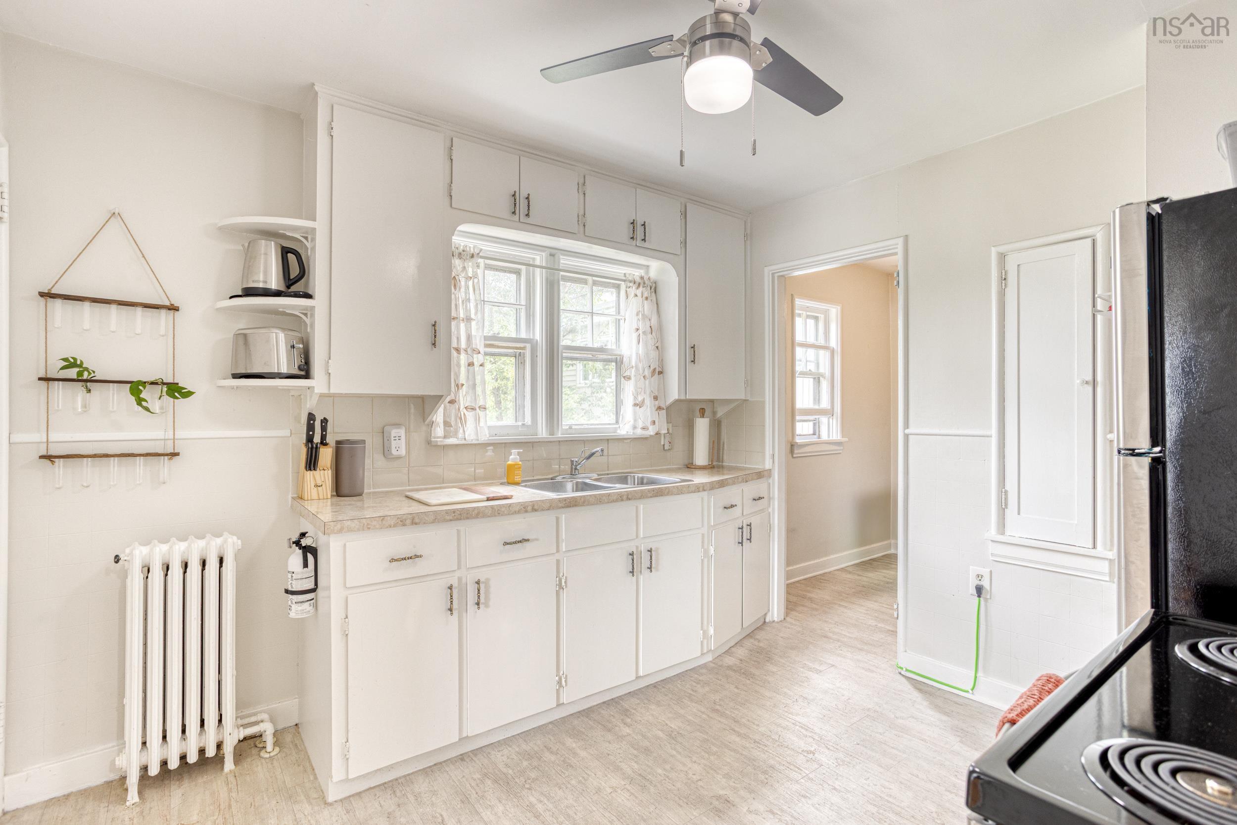 $709,900.00: 2519.21 Quinn Street, Halifax