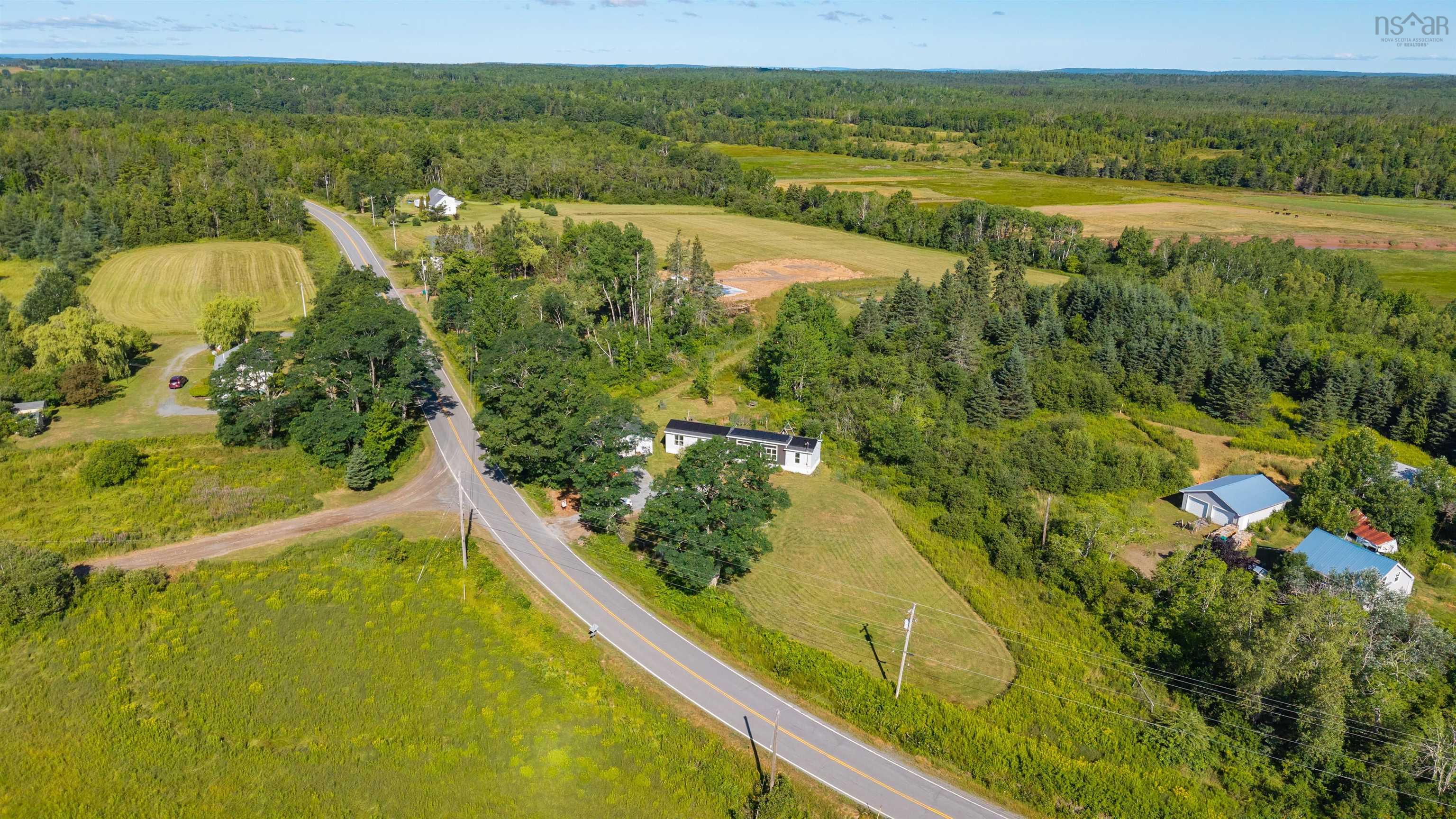 $349,900.00: 2153 Highway 236, Mosherville