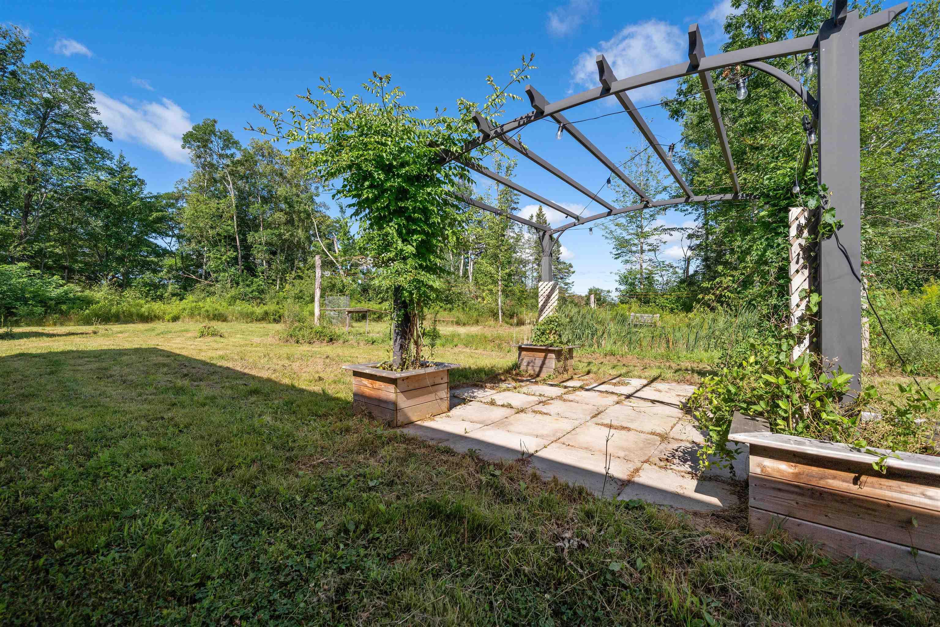 $349,900.00: 2153 Highway 236, Mosherville