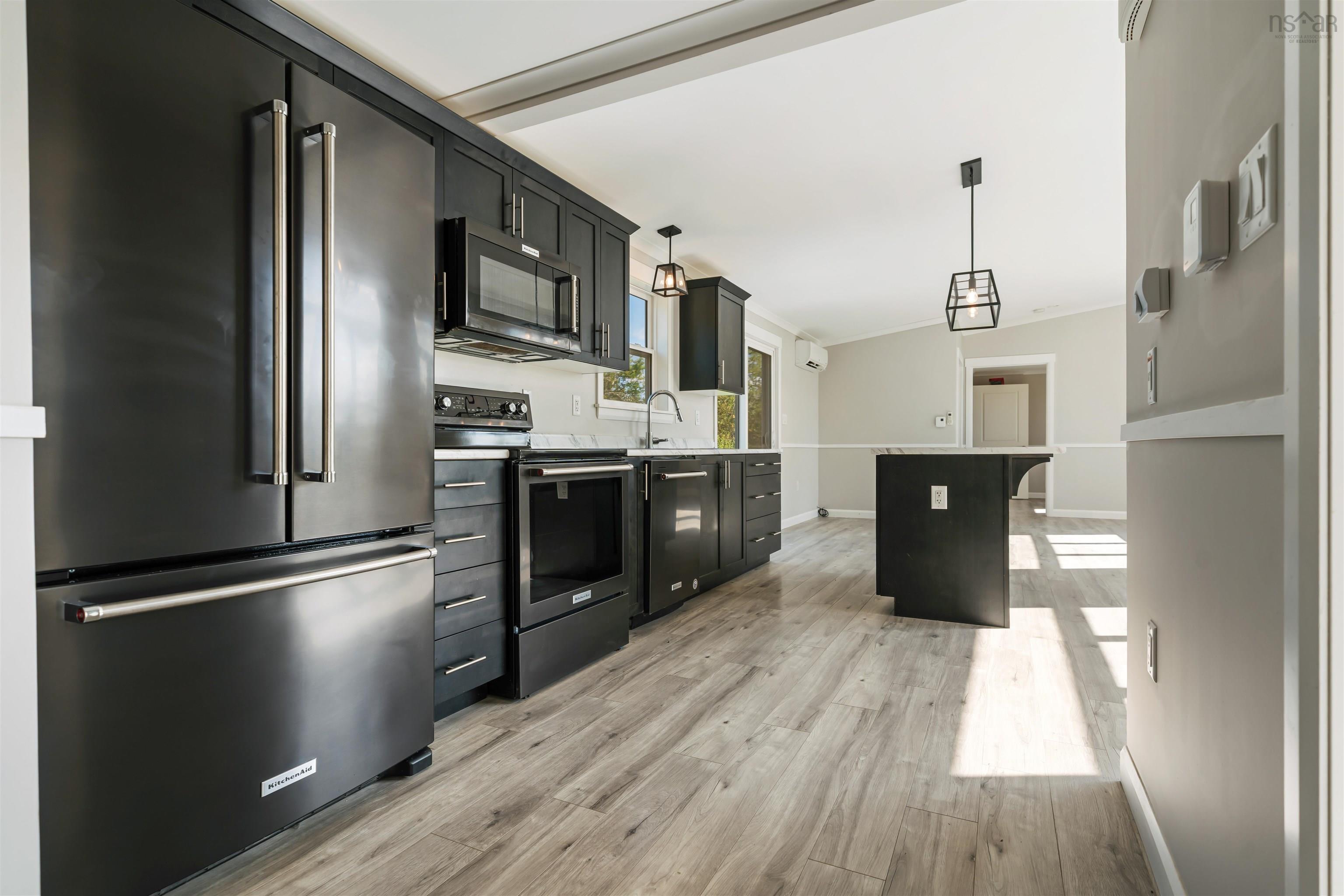 $349,900.00: 2153 Highway 236, Mosherville