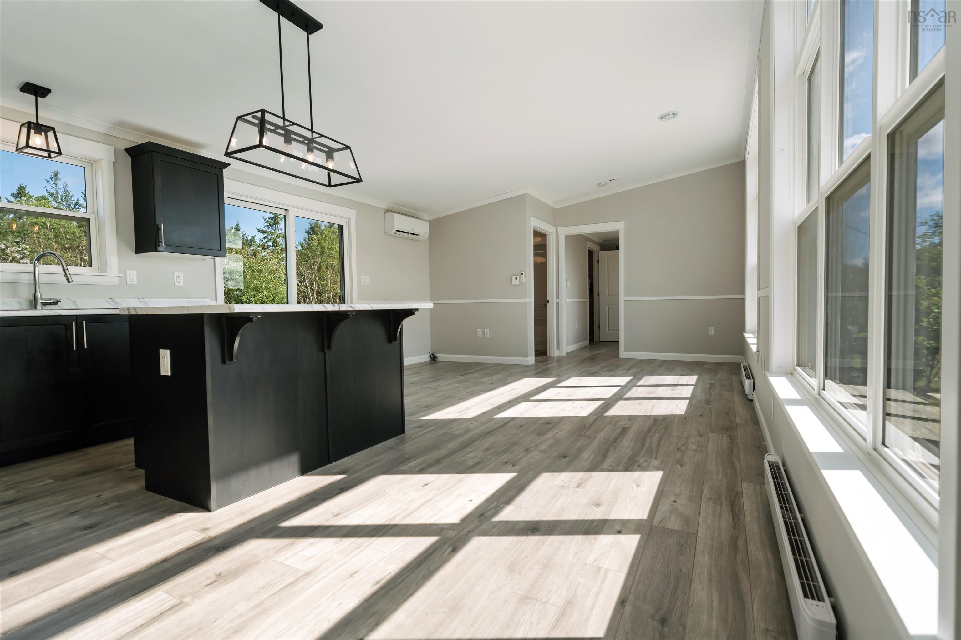 $349,900.00: 2153 Highway 236, Mosherville