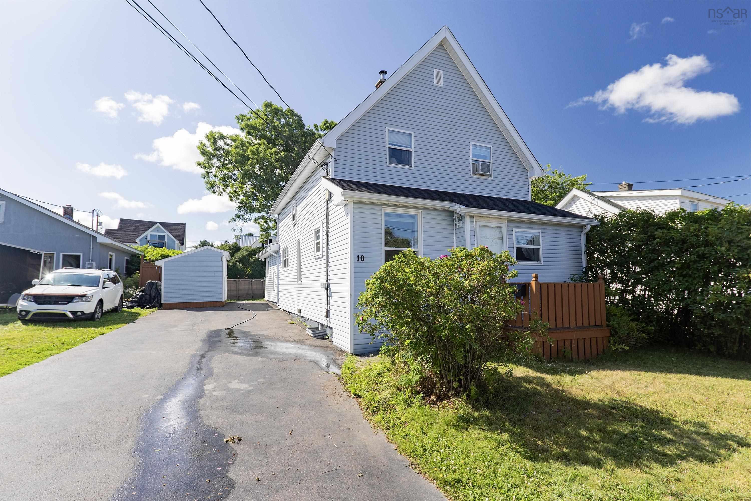 10 Minto Street, Amherst, NS (MLS 202518416)