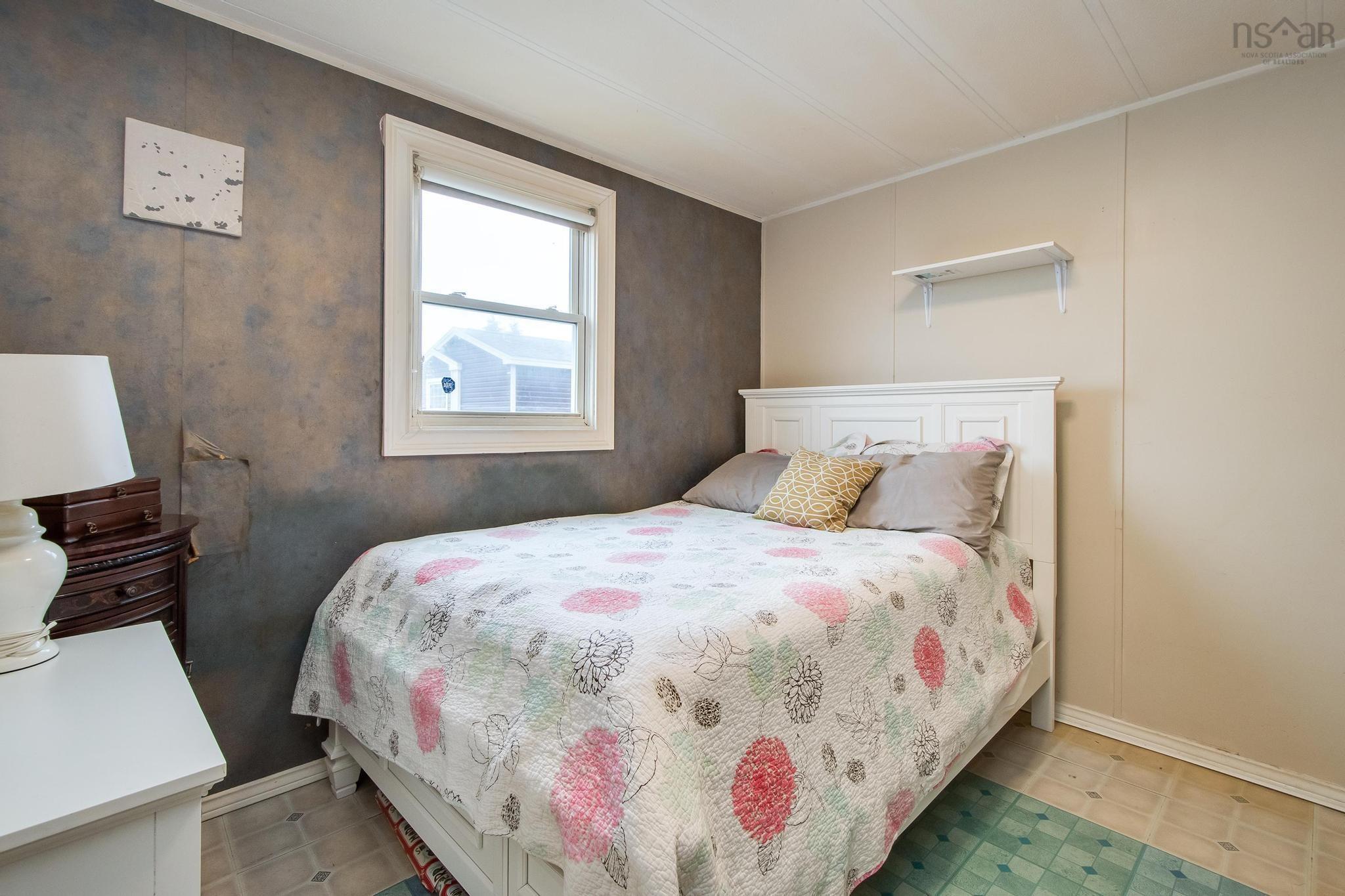 1 Wilson Avenue, Dartmouth, NS (MLS 202518420)