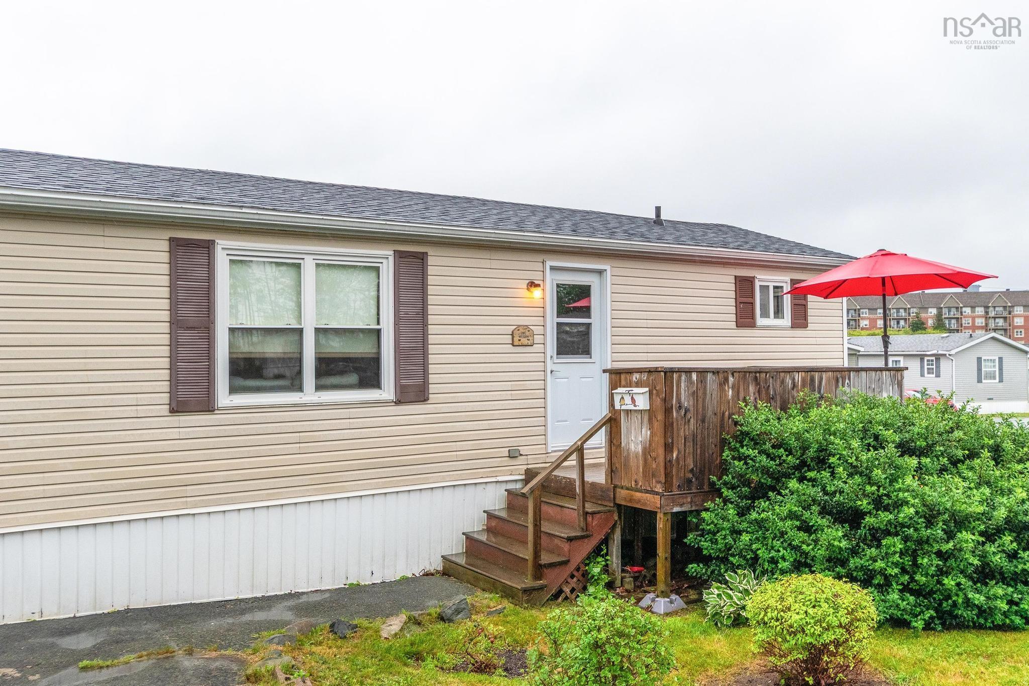 1 Wilson Avenue, Dartmouth, NS (MLS 202518420)