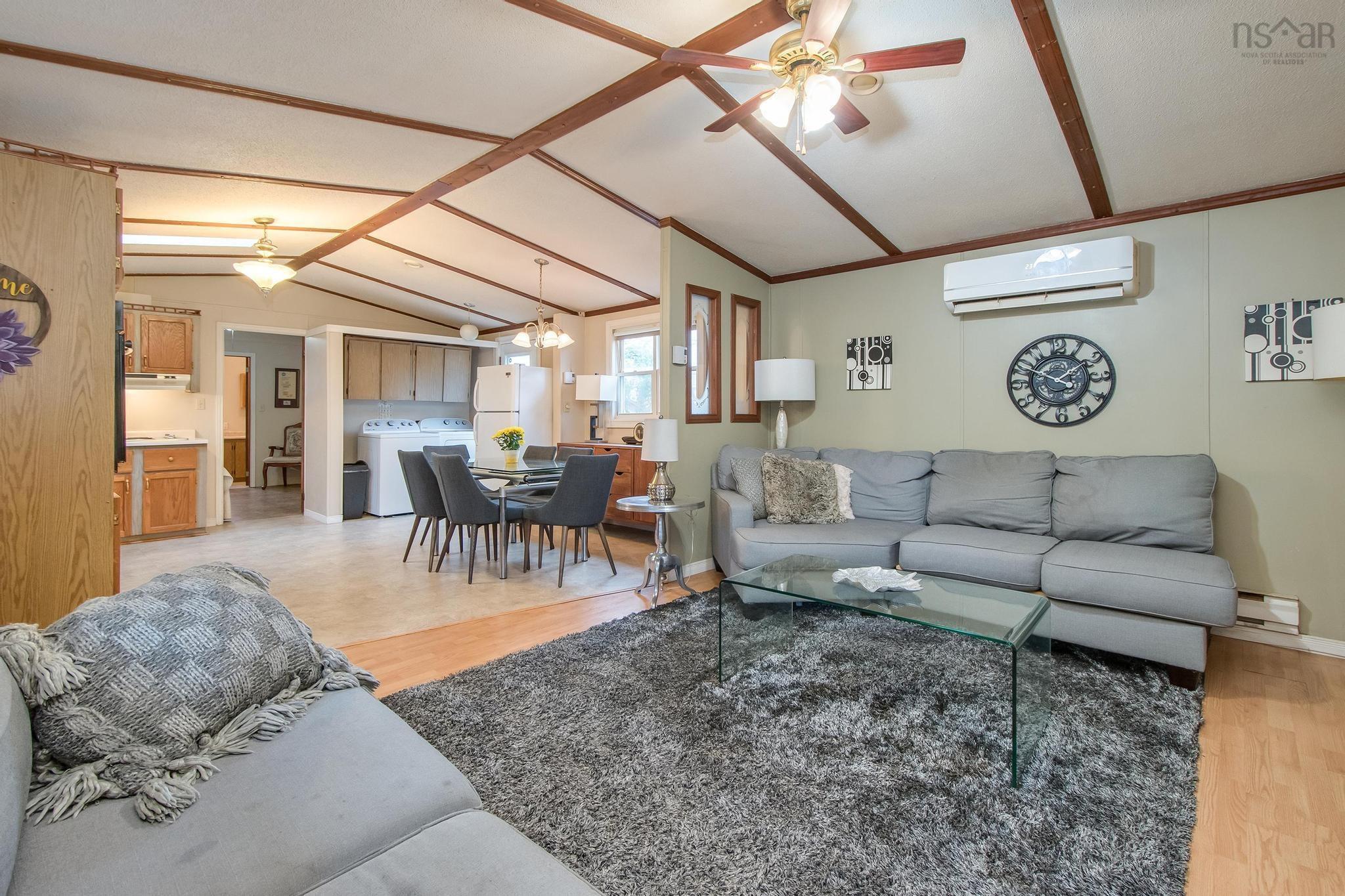 1 Wilson Avenue, Dartmouth, NS (MLS 202518420)