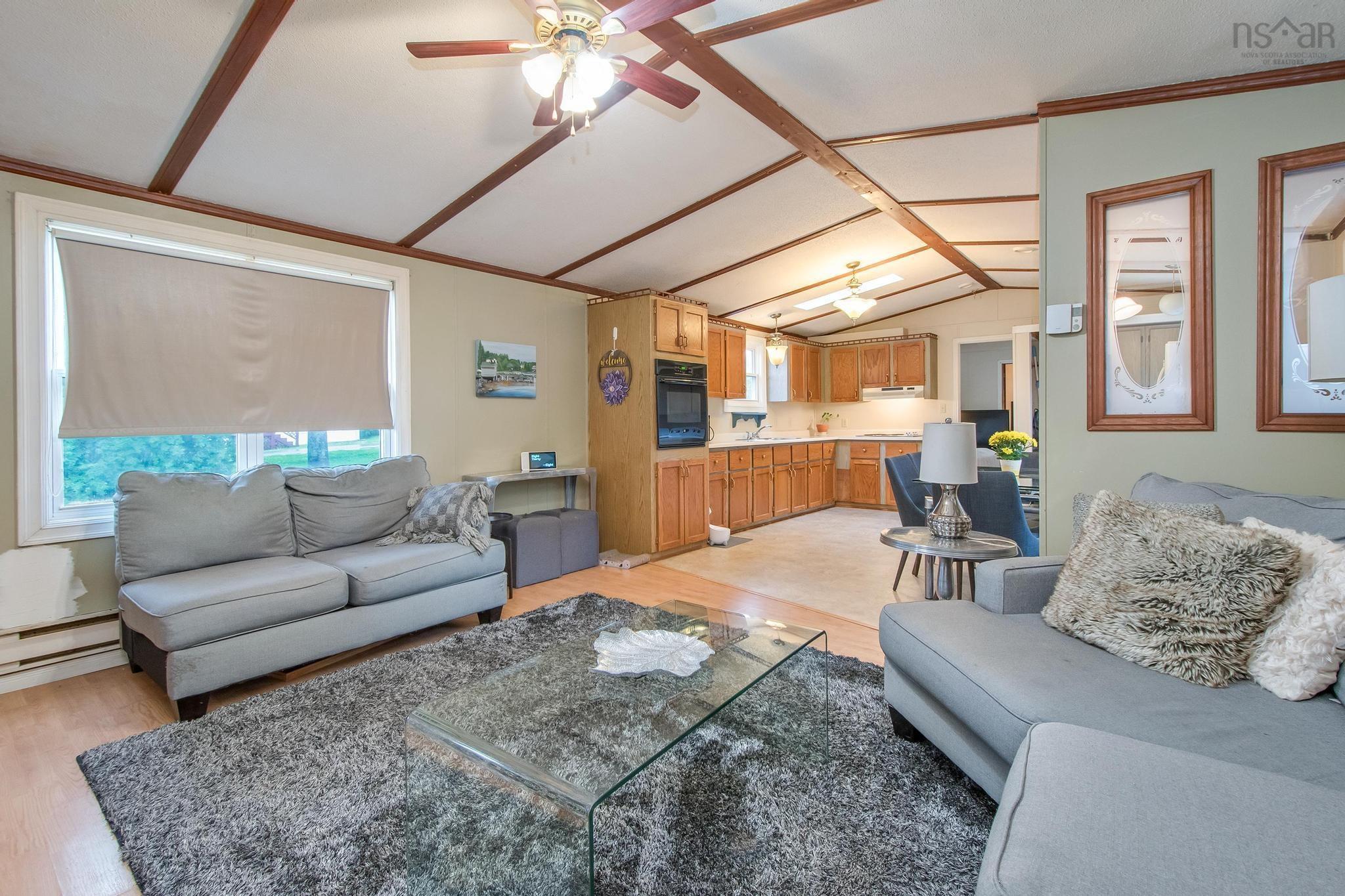 1 Wilson Avenue, Dartmouth, NS (MLS 202518420)